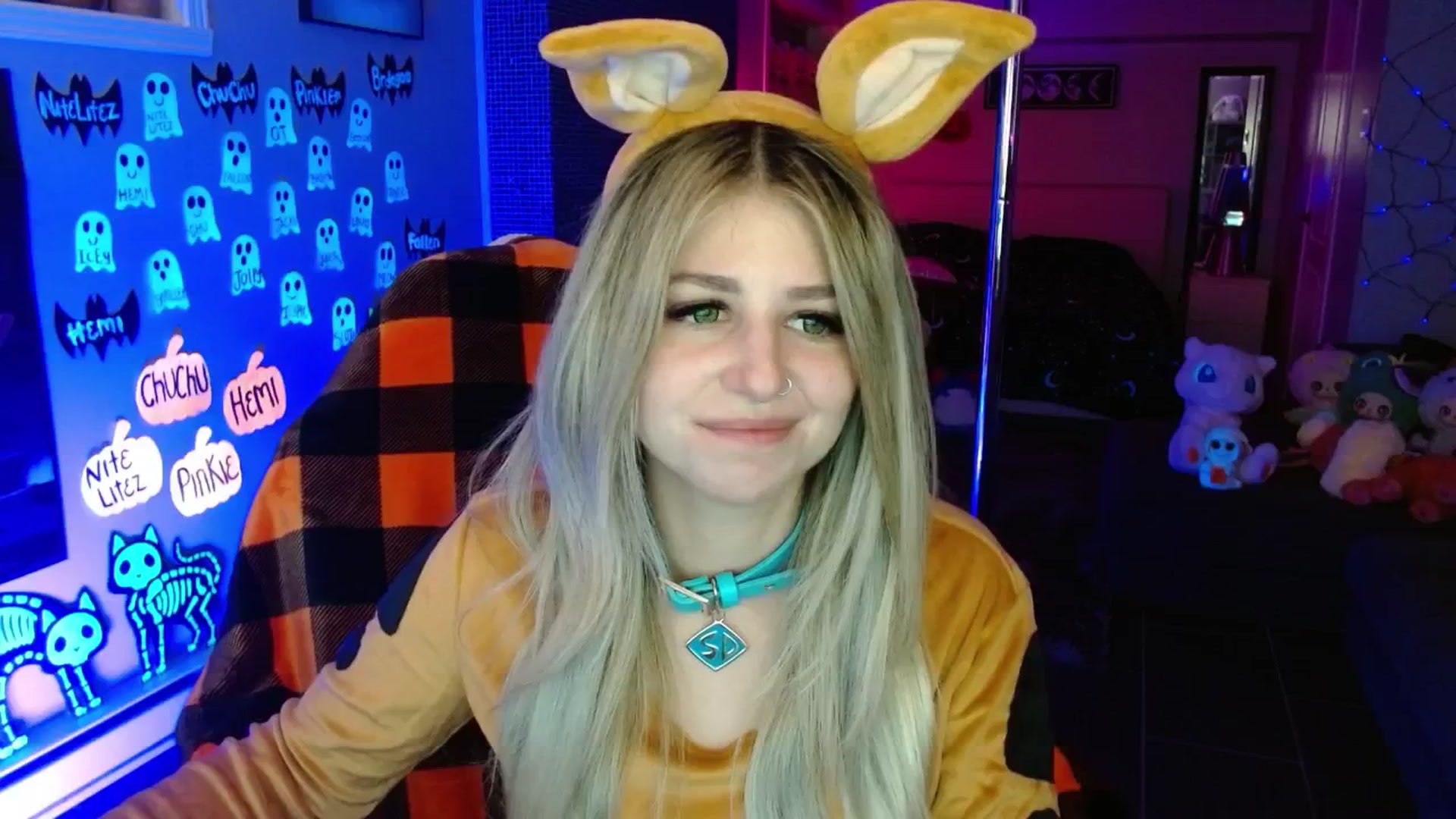 Gallery image thumbnail from Serafina's myfreecams stream on, 10/13/2025, 05:10 image 11 of 20