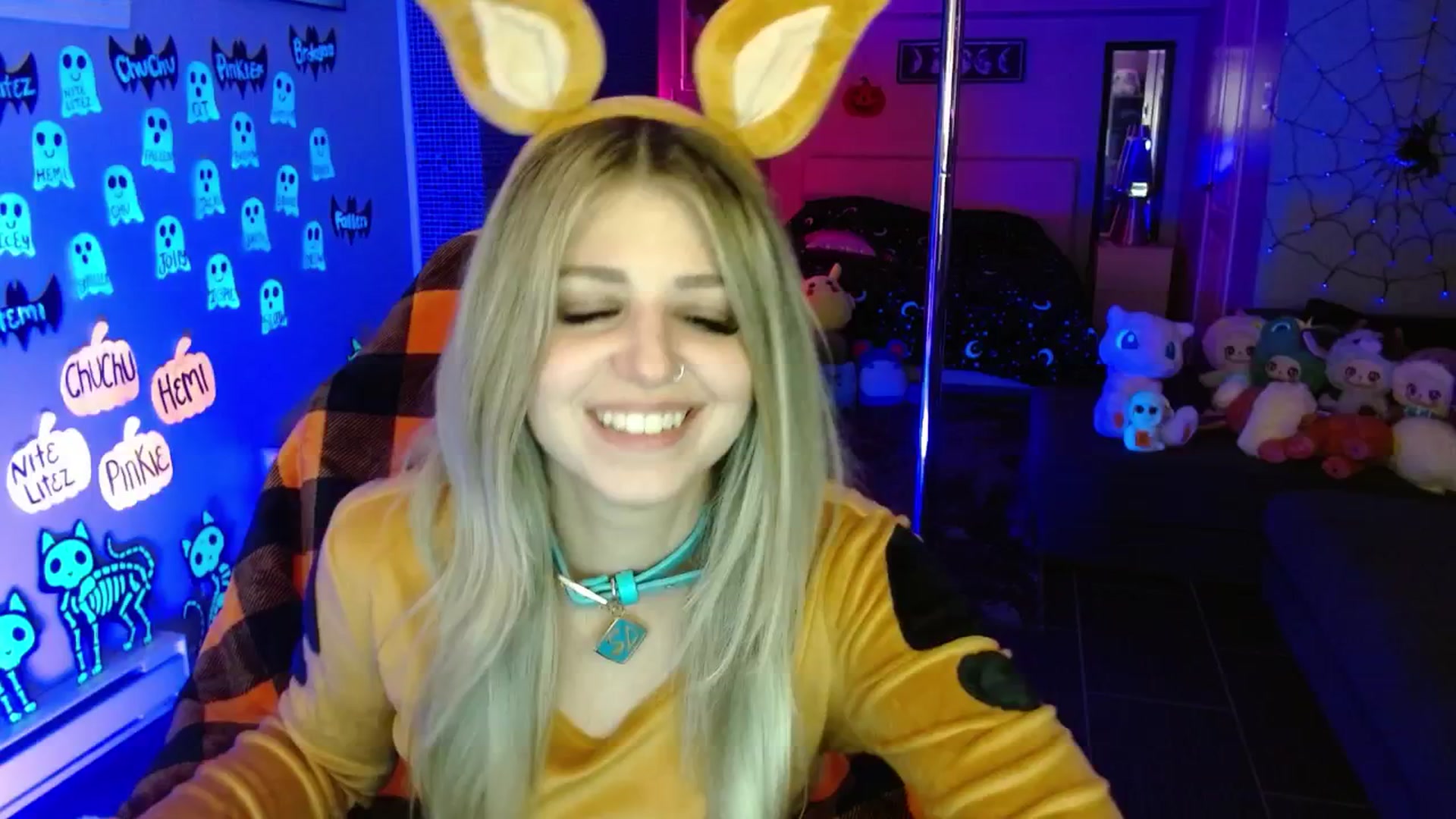 Gallery image thumbnail from Serafina's myfreecams stream on, 10/13/2025, 05:10 image 20 of 20