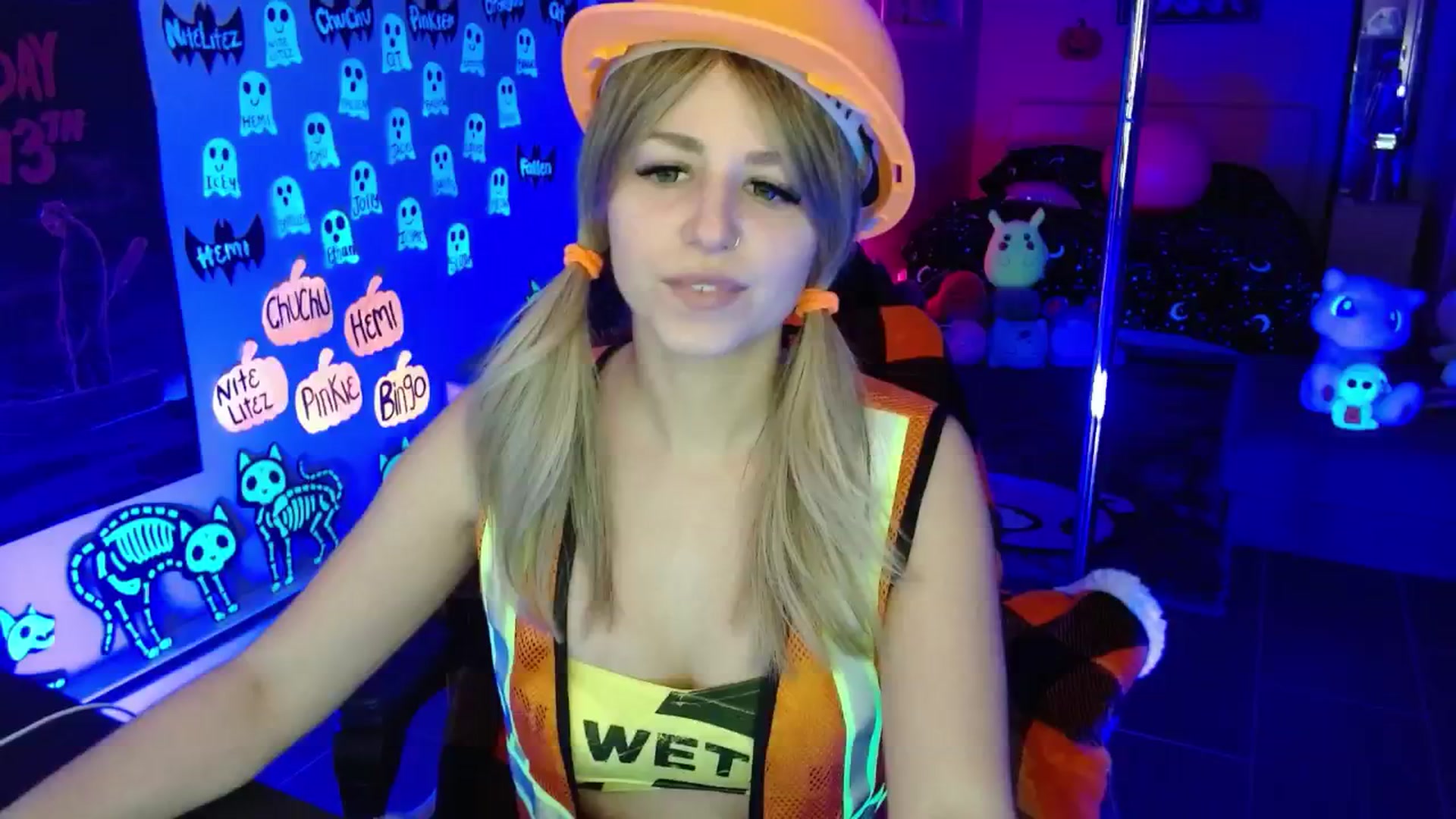 Gallery image thumbnail from Serafina's myfreecams stream on, 10/18/2025, 04:11 image 1 of 20