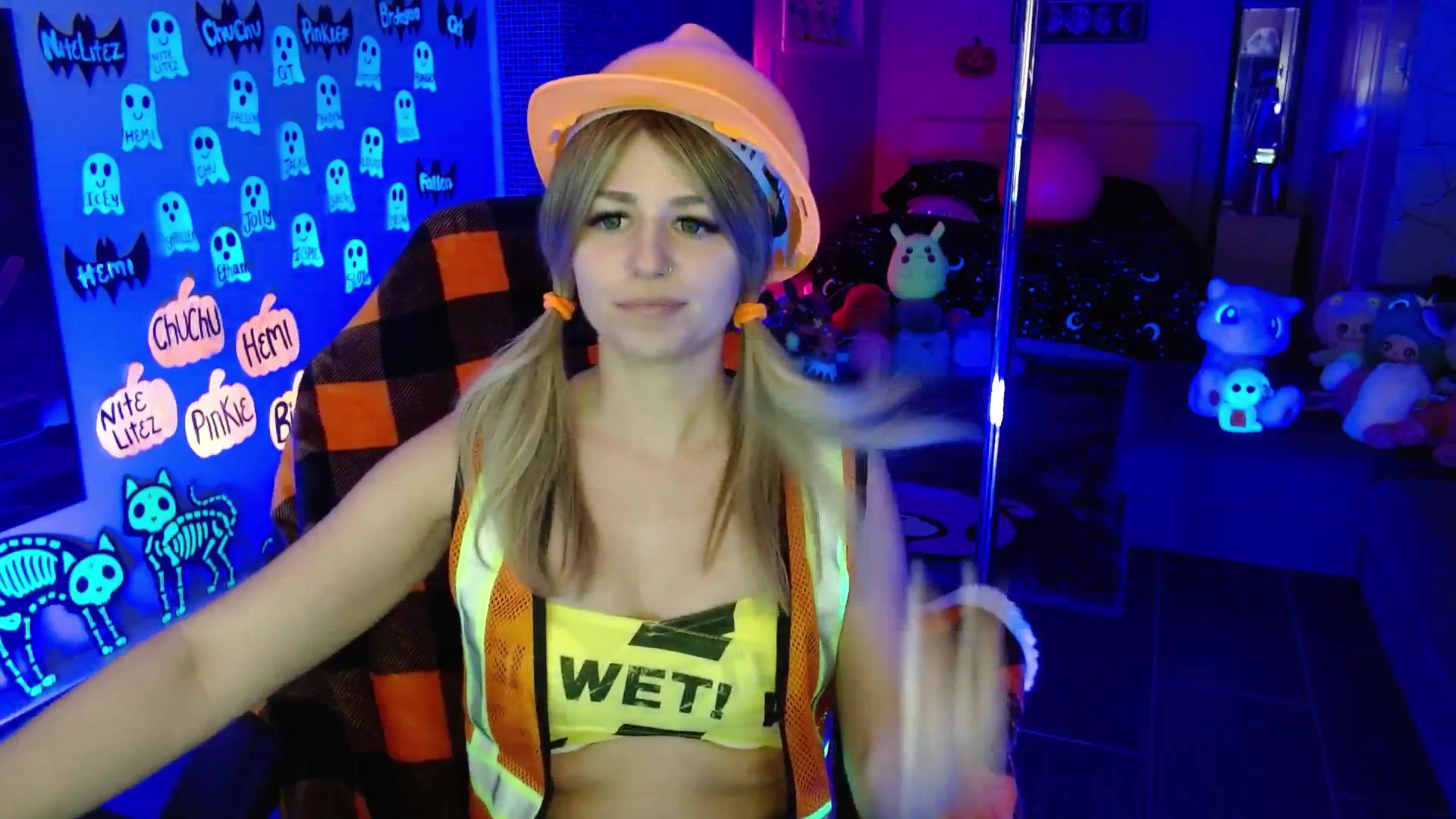 Gallery image thumbnail from Serafina's myfreecams stream on, 10/18/2025, 04:11 image 18 of 20