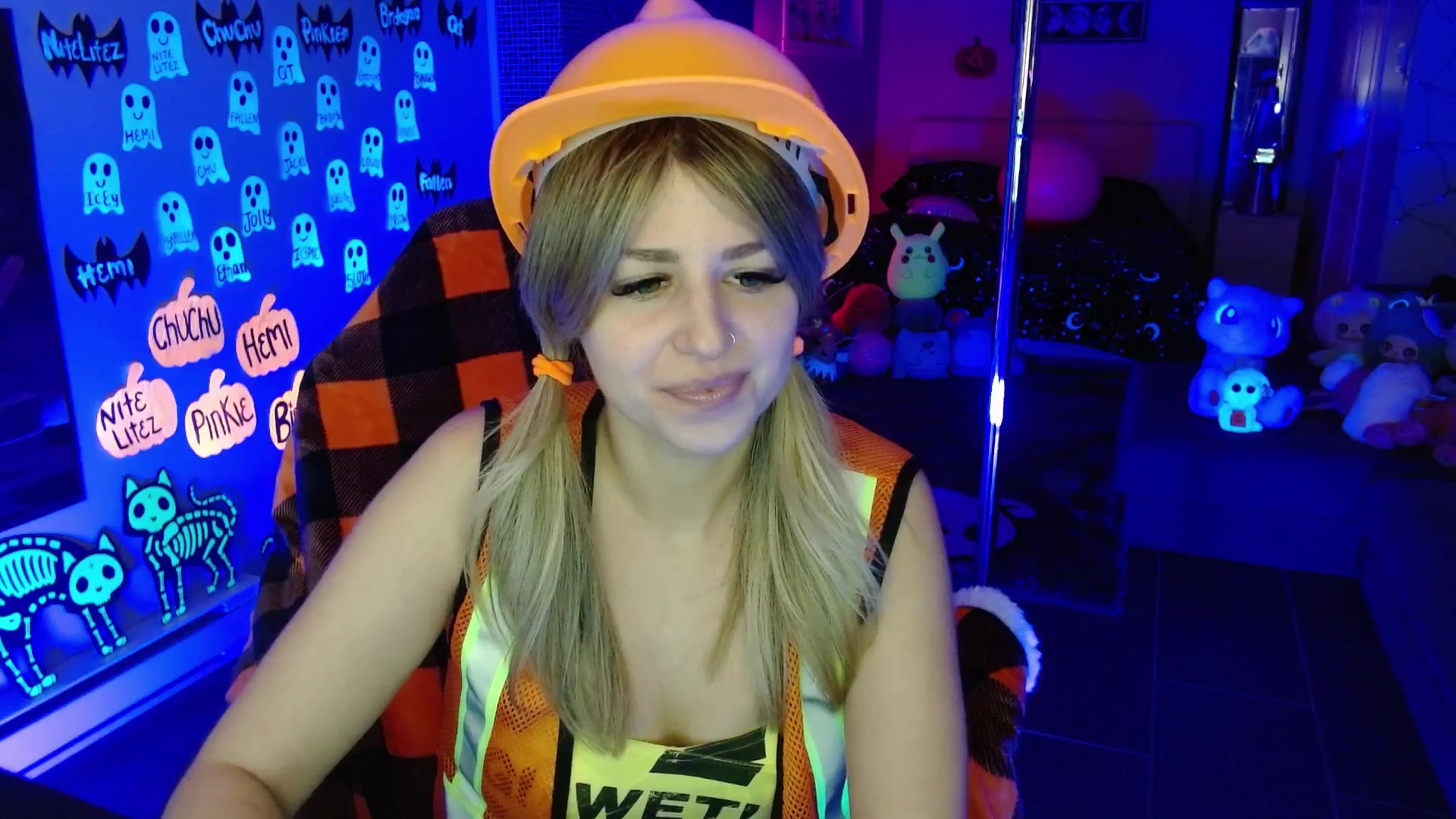 Gallery image thumbnail from Serafina's myfreecams stream on, 10/18/2025, 04:11 image 14 of 20