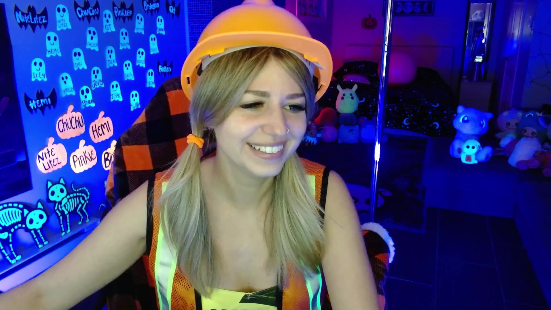 Gallery image thumbnail from Serafina's myfreecams stream on, 10/18/2025, 04:11 image 20 of 20