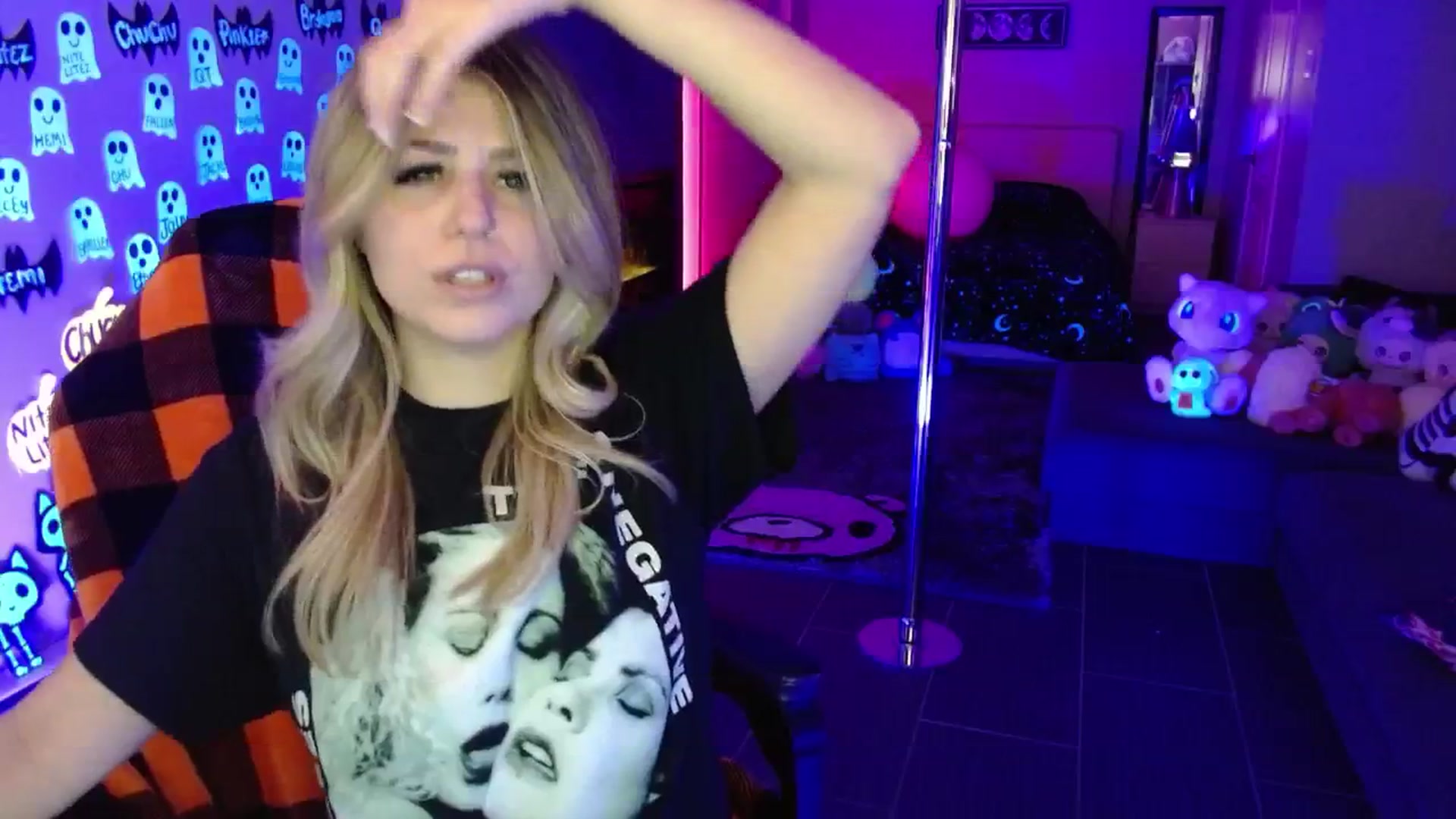 Gallery image thumbnail from Serafina's myfreecams stream on, 11/05/2025, 04:47 image 12 of 20