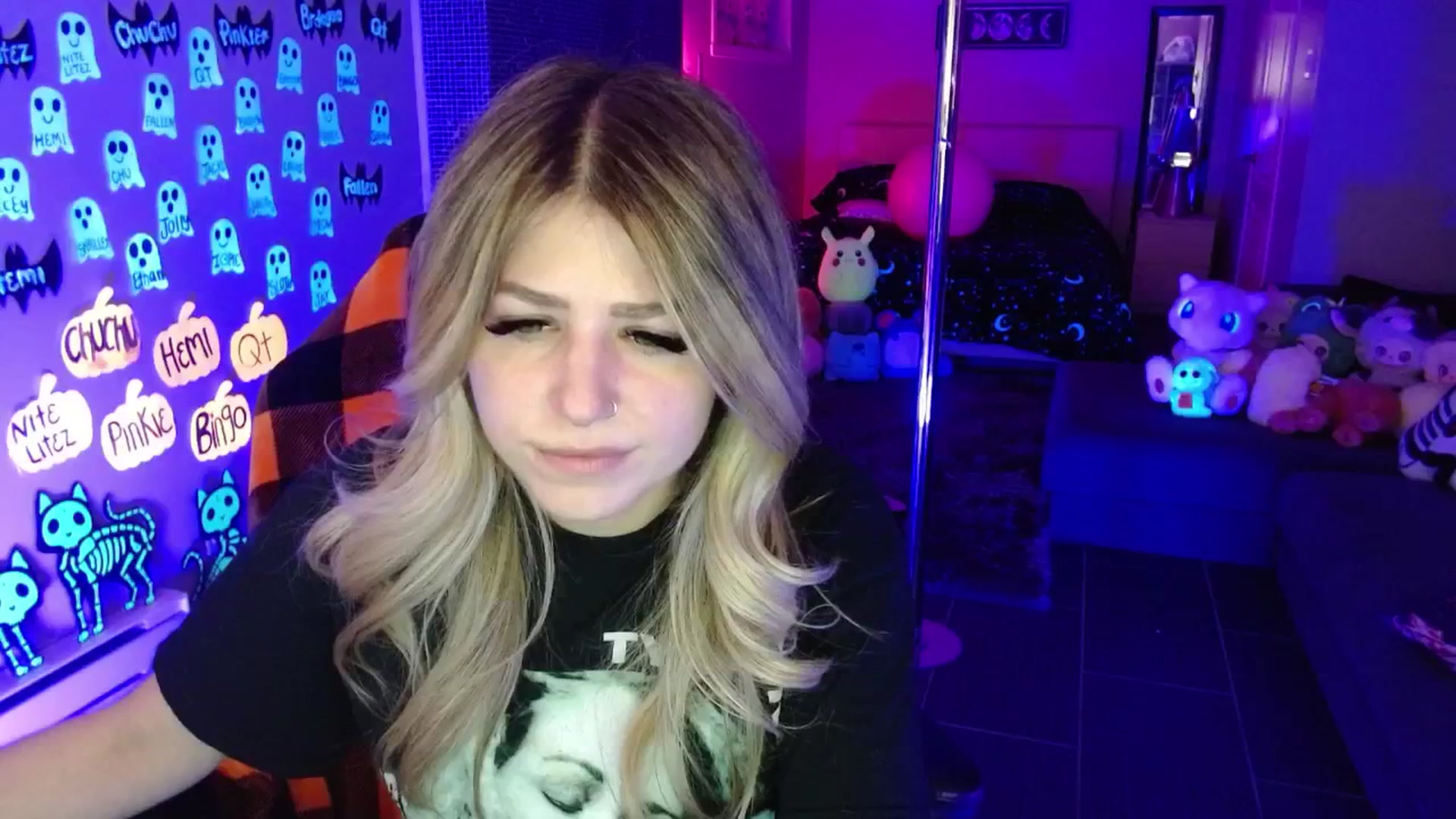 Gallery image thumbnail from Serafina's myfreecams stream on, 11/05/2025, 04:47 image 9 of 20