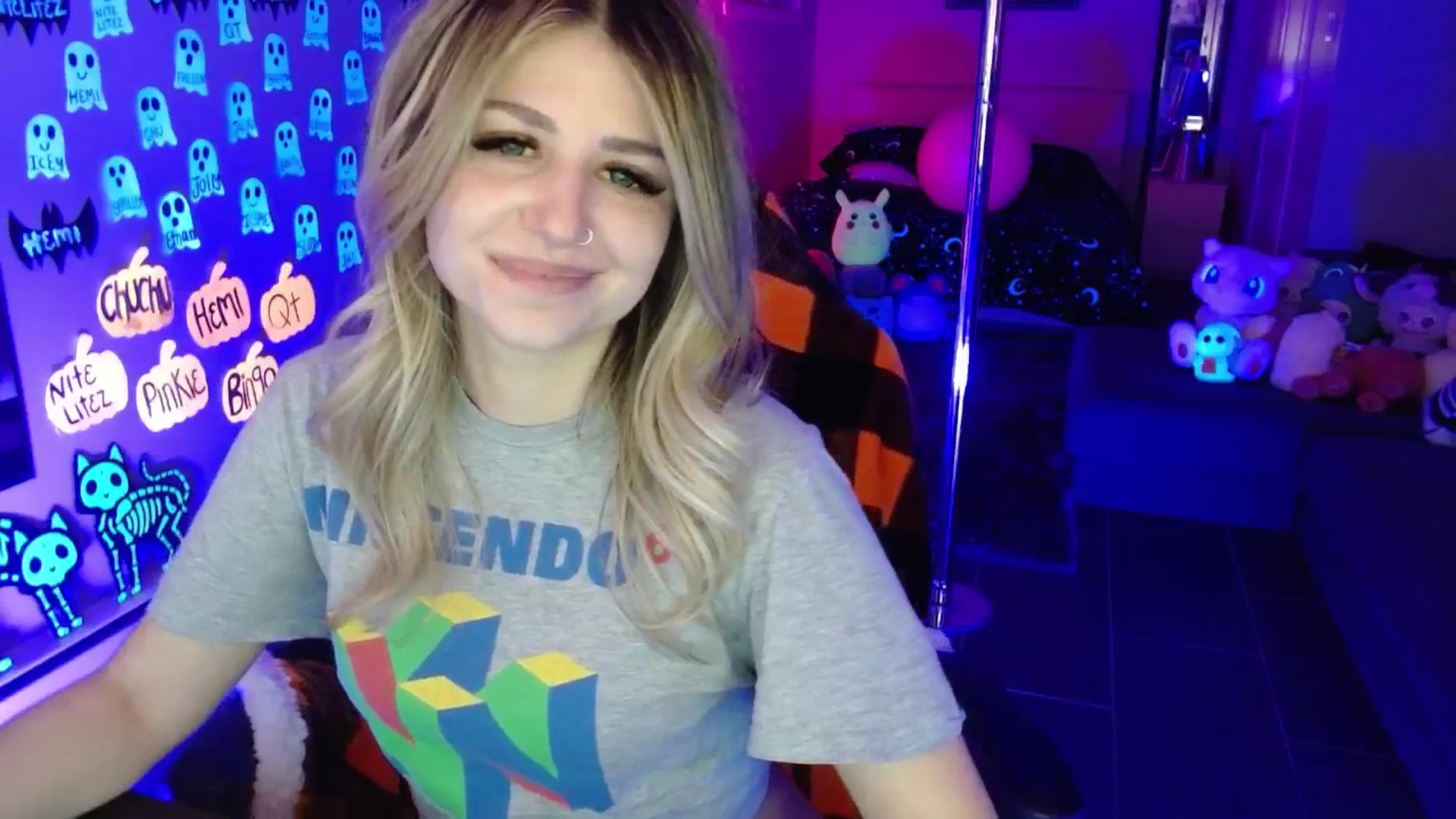 Gallery image thumbnail from Serafina's myfreecams stream on, 11/06/2025, 05:40 image 11 of 20