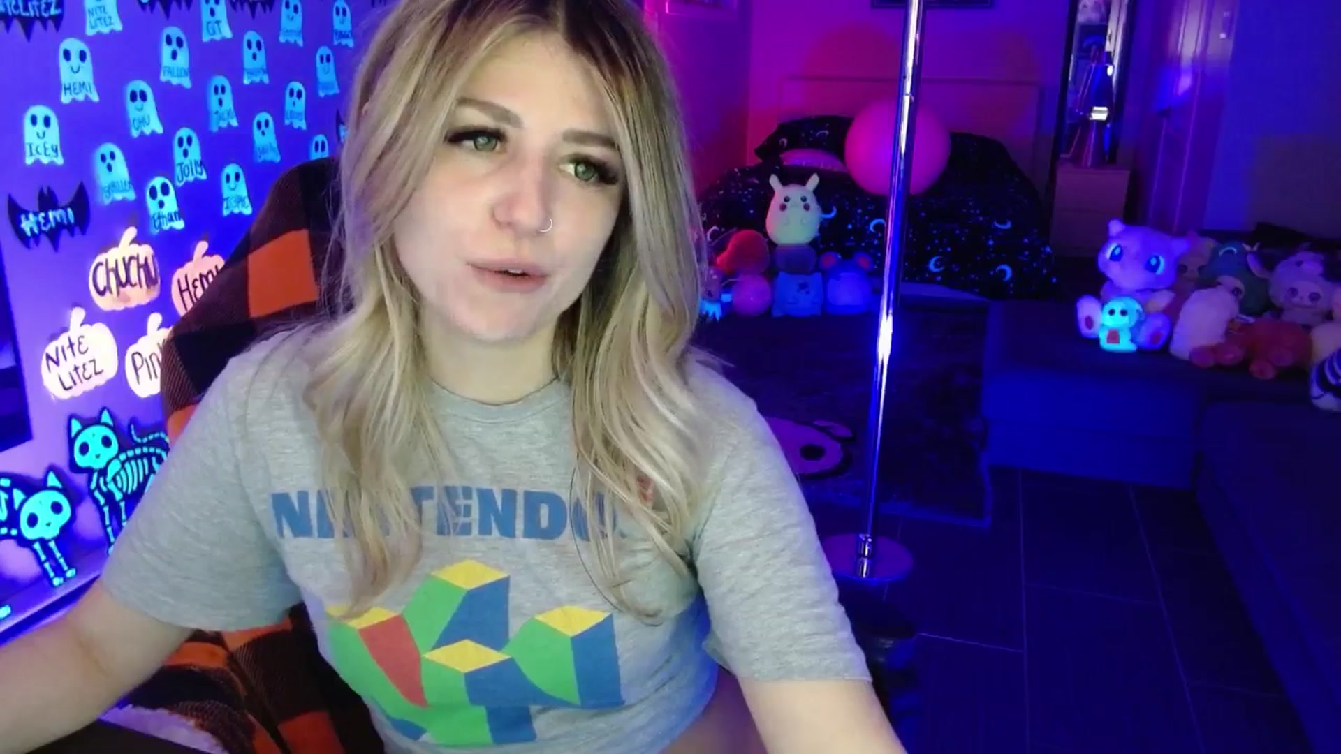 Gallery image thumbnail from Serafina's myfreecams stream on, 11/06/2025, 05:40 image 7 of 20