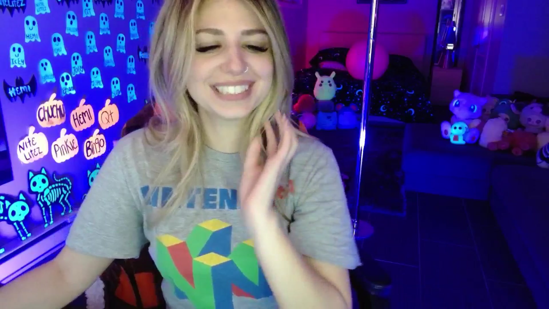 Gallery image thumbnail from Serafina's myfreecams stream on, 11/06/2025, 05:40 image 20 of 20