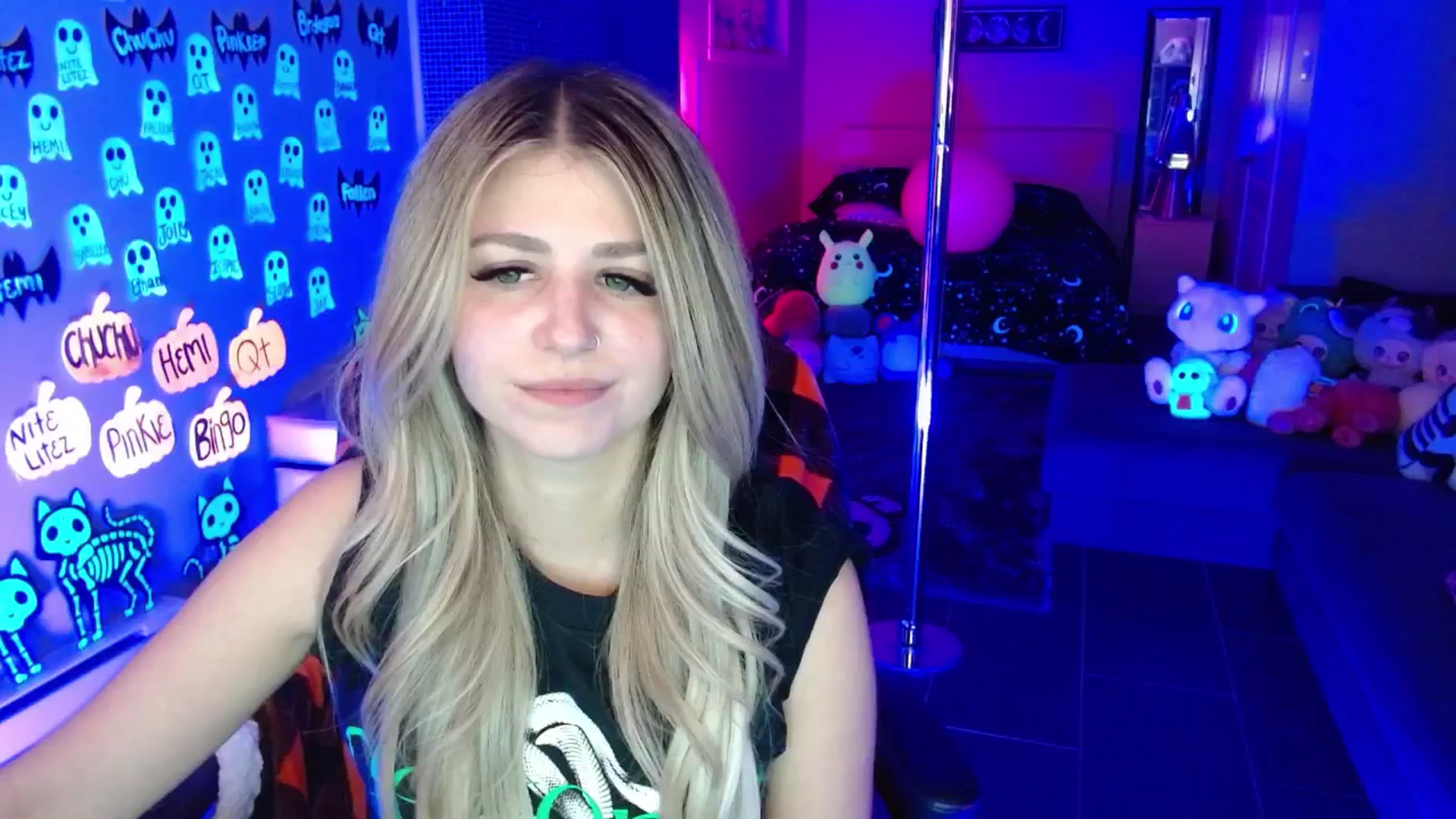 Gallery image thumbnail from Serafina's myfreecams stream on, 11/07/2025, 05:55 image 3 of 20