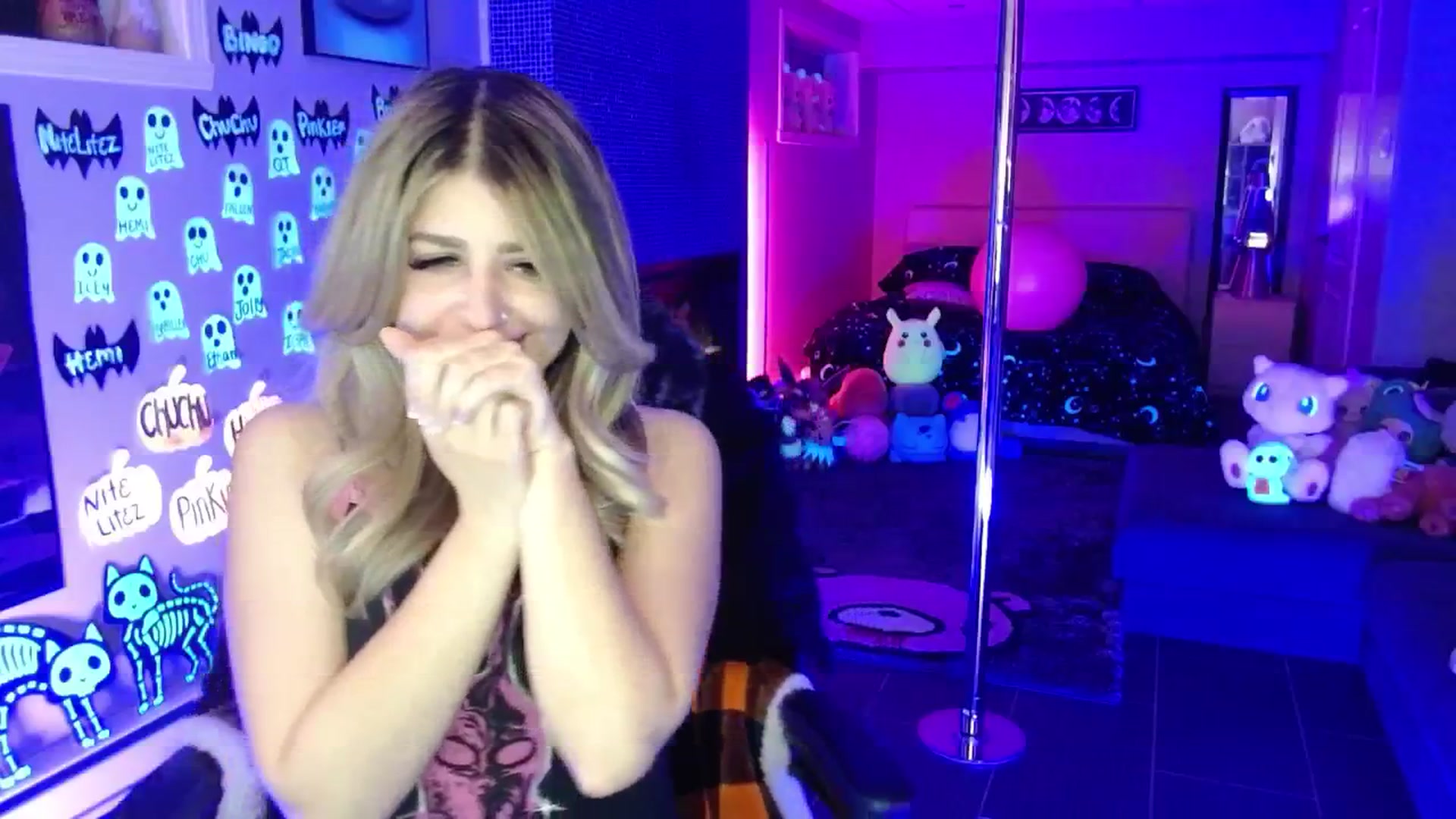 Gallery image thumbnail from Serafina's myfreecams stream on, 11/08/2025, 07:20 image 13 of 20