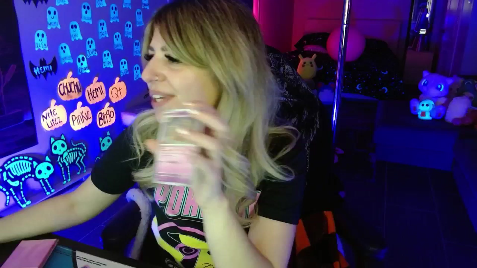 Gallery image thumbnail from Serafina's myfreecams stream on, 11/09/2025, 05:16 image 8 of 20