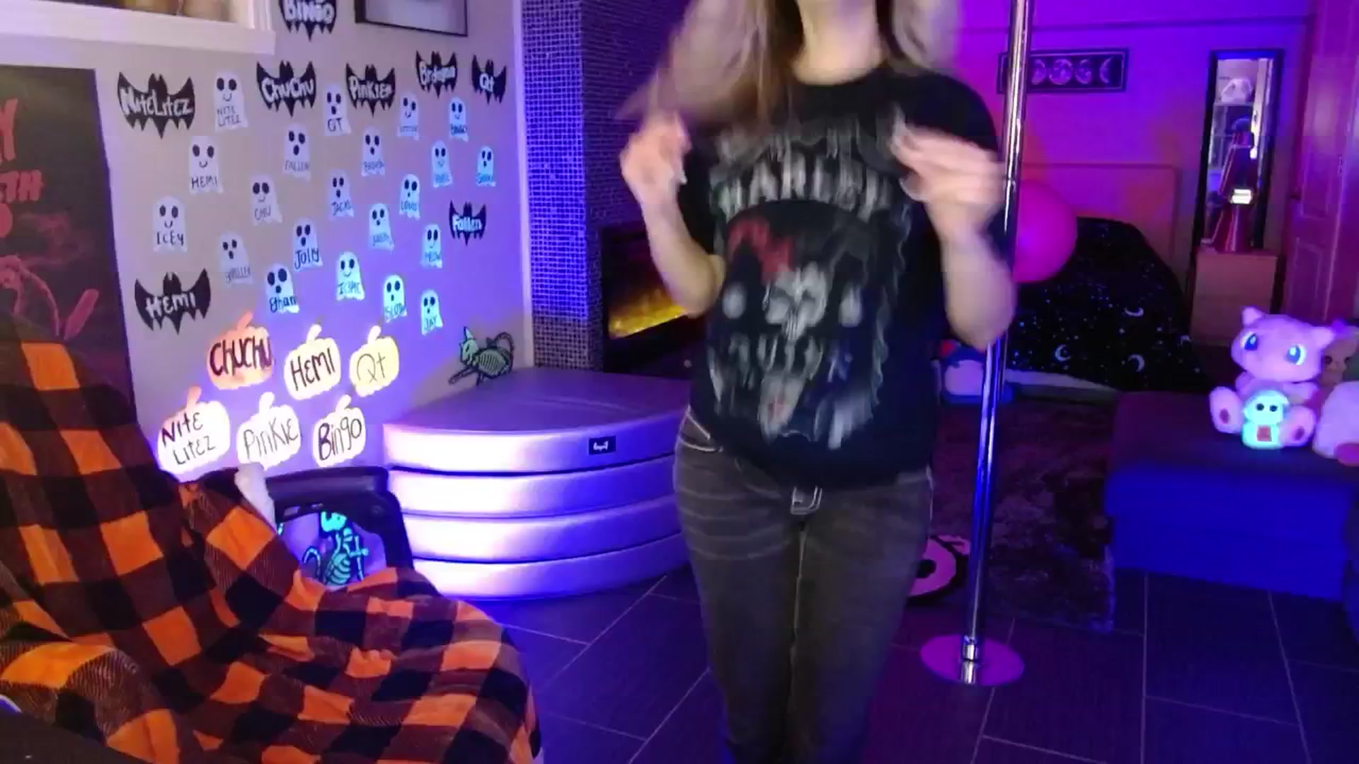 Gallery image thumbnail from Serafina's myfreecams stream on, 11/13/2025, 04:01 image 7 of 20