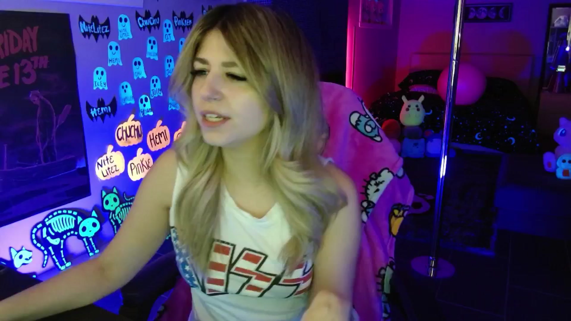 Gallery image thumbnail from Serafina's myfreecams stream on, 11/19/2025, 04:40 image 2 of 20
