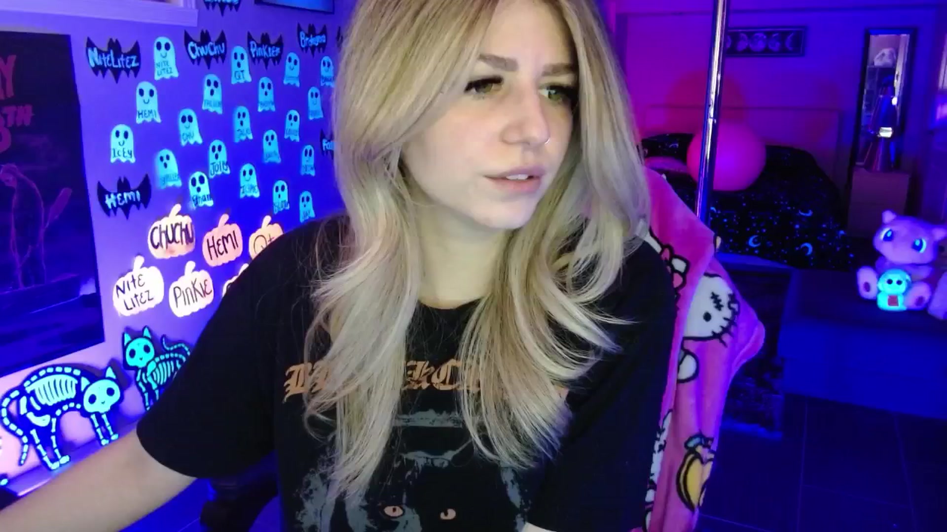 Gallery image thumbnail from Serafina's myfreecams stream on, 11/21/2025, 04:39 image 11 of 20