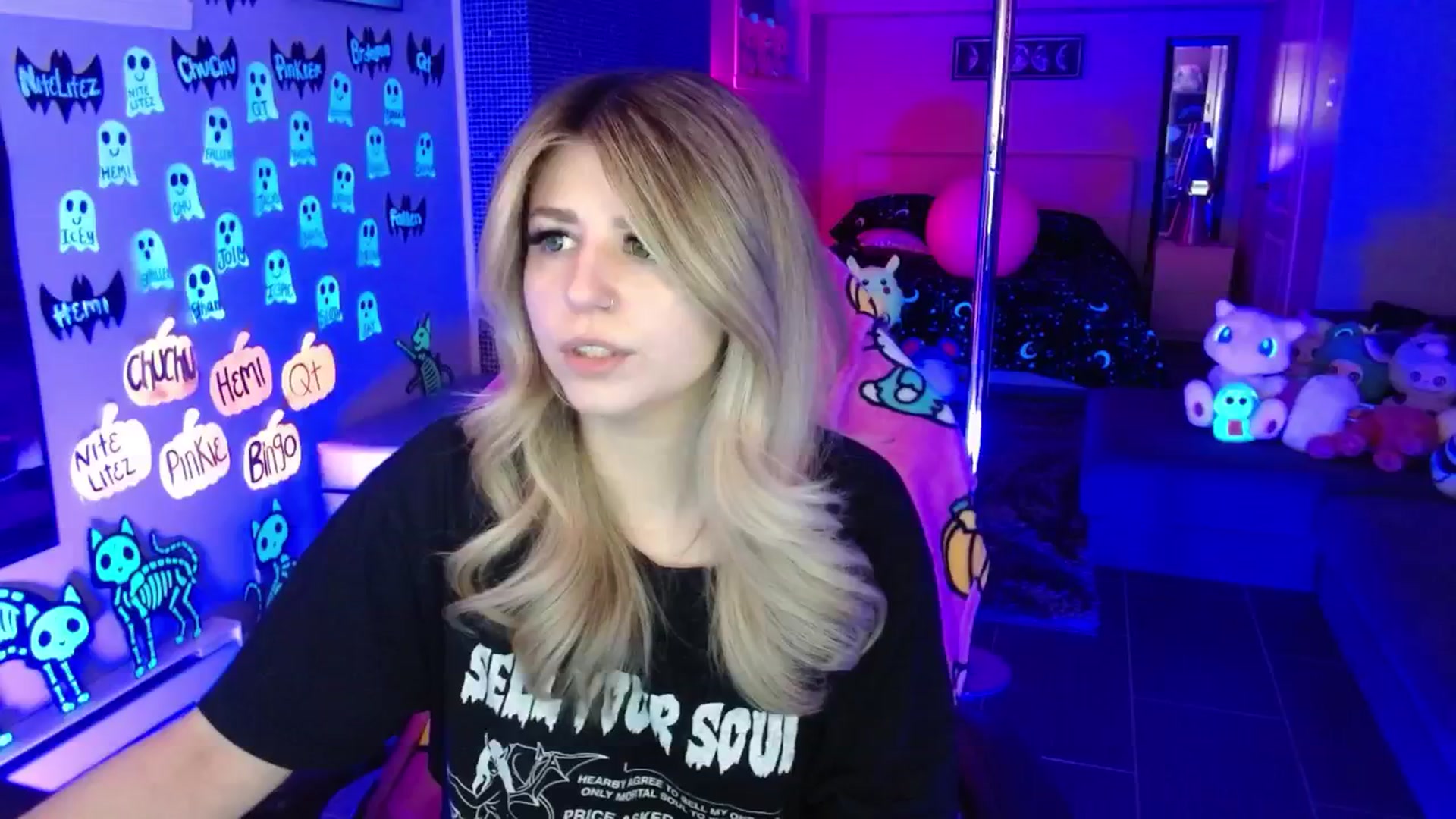 Gallery image thumbnail from Serafina's myfreecams stream on, 11/24/2025, 04:57 image 1 of 20