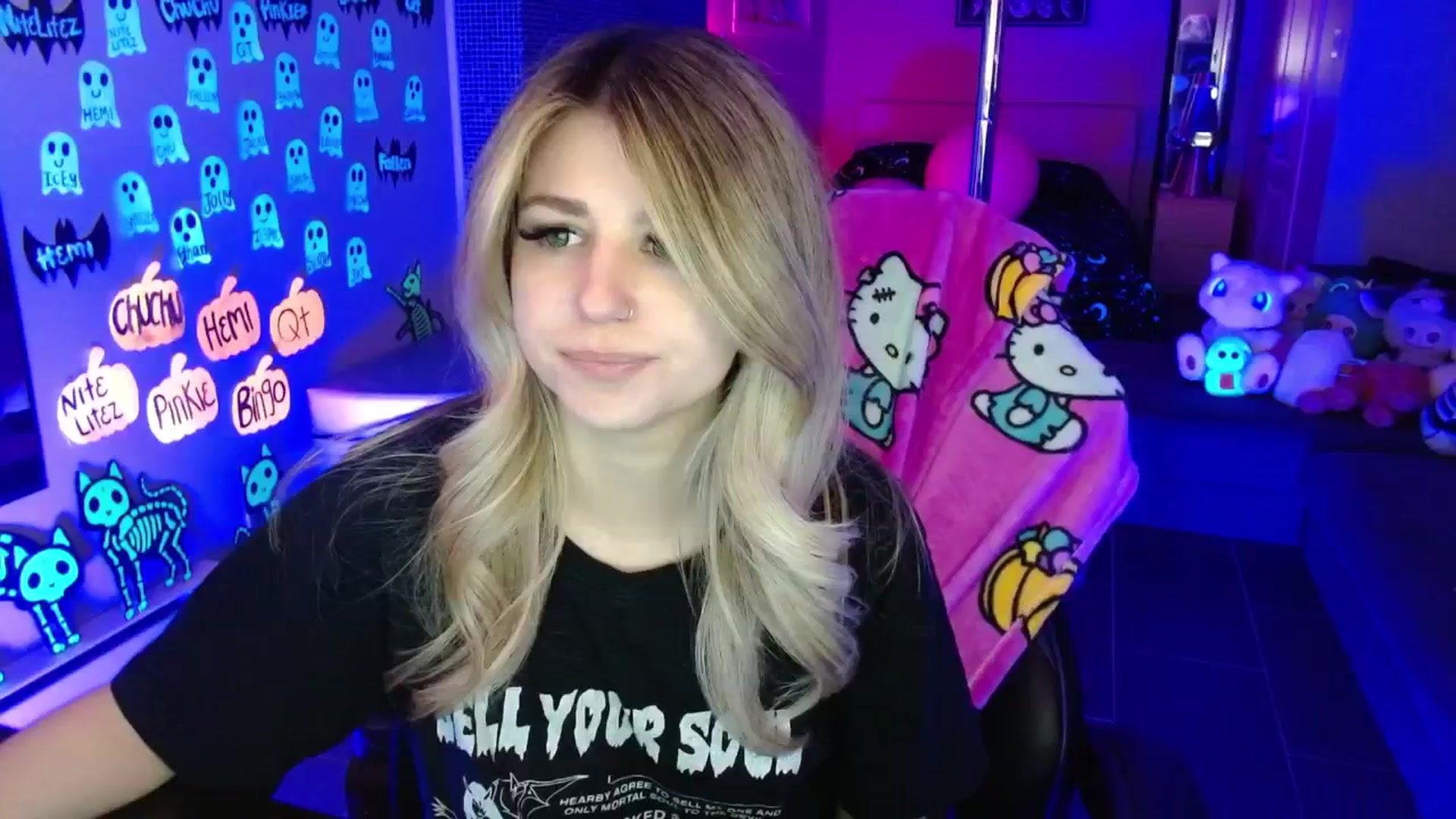 Gallery image thumbnail from Serafina's myfreecams stream on, 11/24/2025, 04:57 image 19 of 20