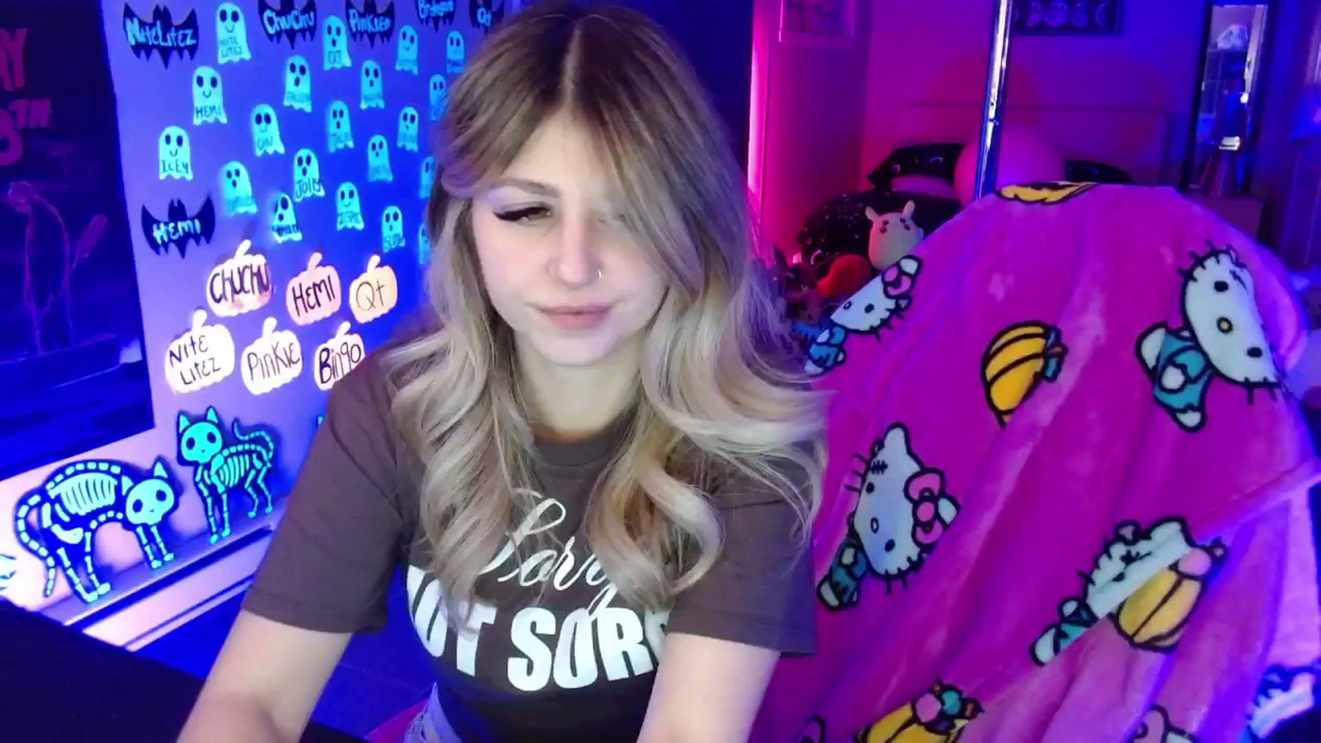 Gallery image thumbnail from Serafina's myfreecams stream on, 11/28/2025, 05:10 image 4 of 20