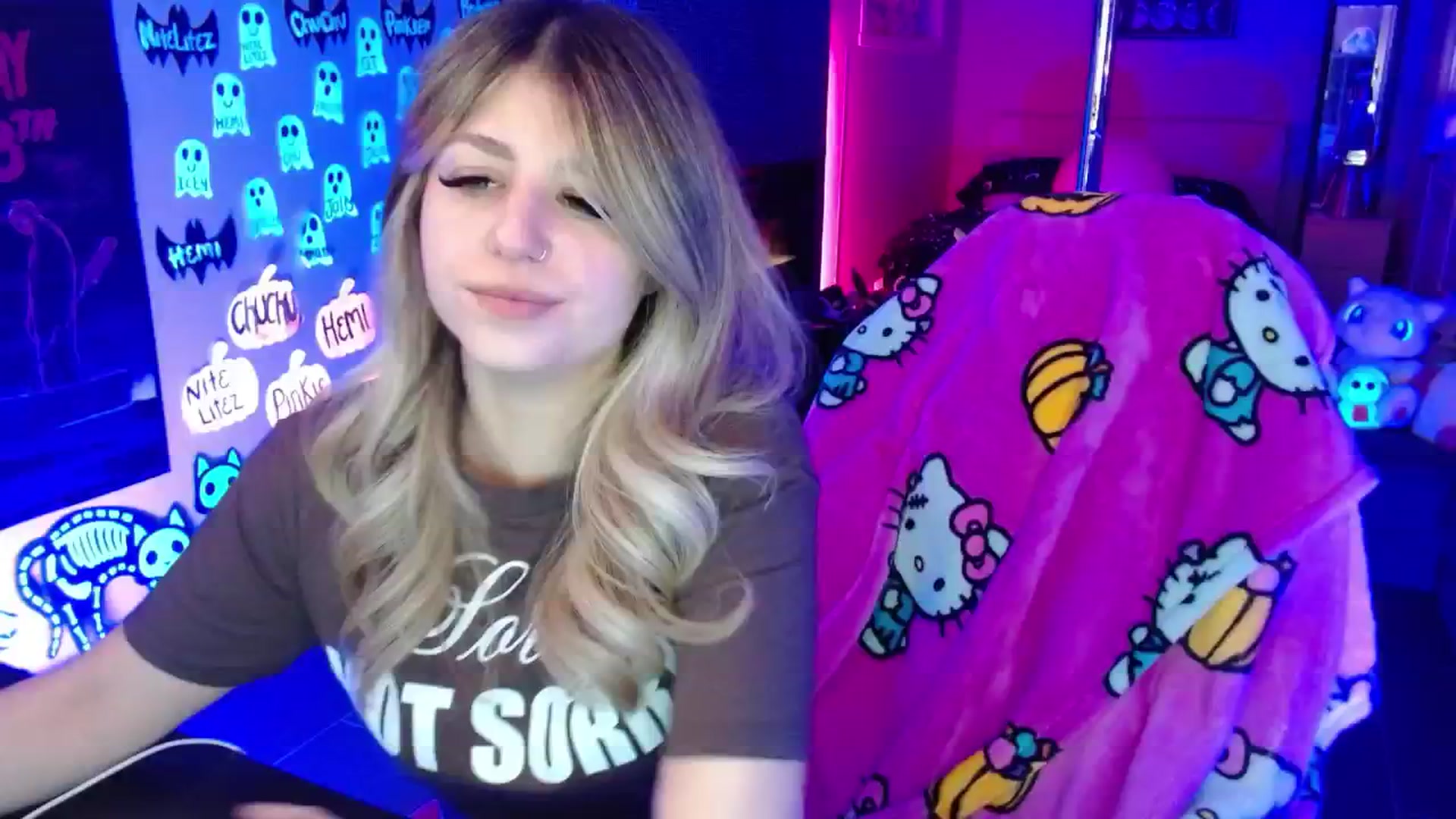 Gallery image thumbnail from Serafina's myfreecams stream on, 11/28/2025, 05:10 image 10 of 20