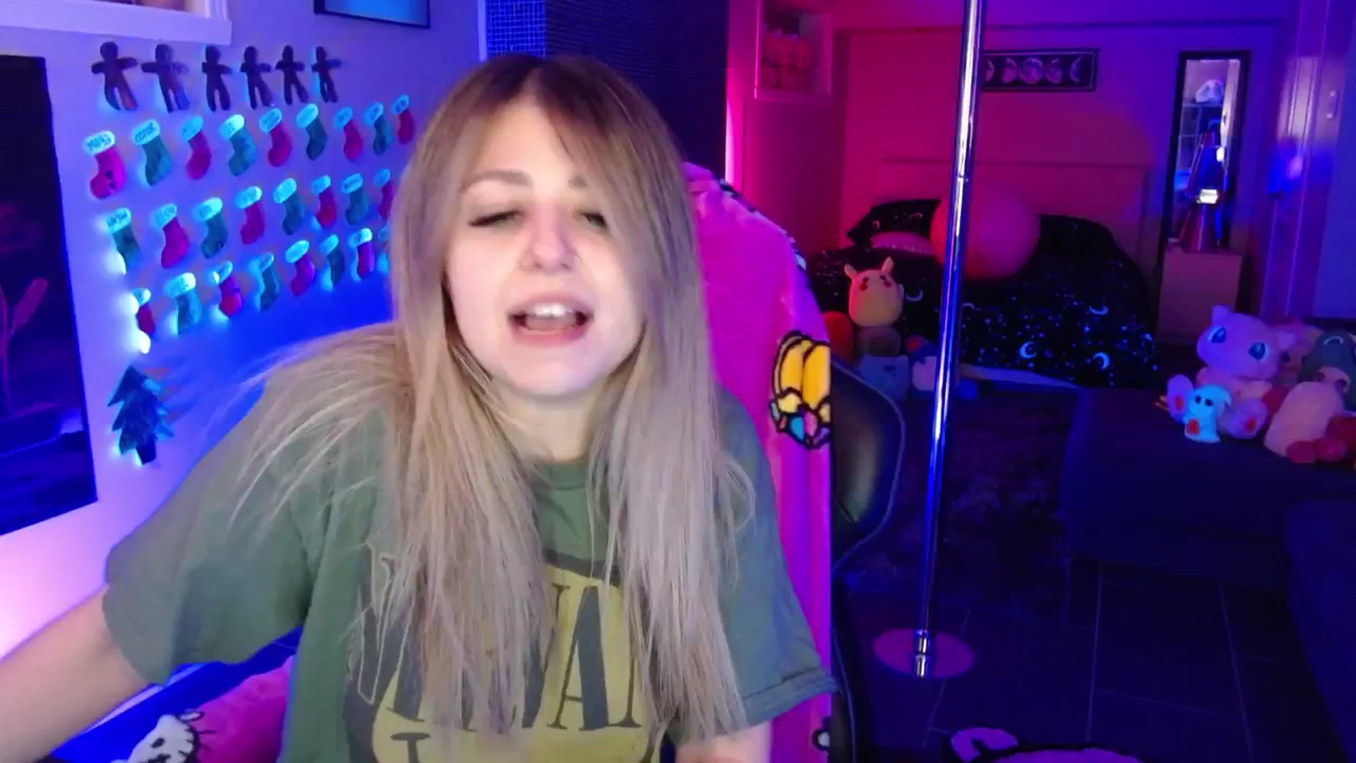 Gallery image thumbnail from Serafina's myfreecams stream on, 12/19/2025, 03:46 image 10 of 20