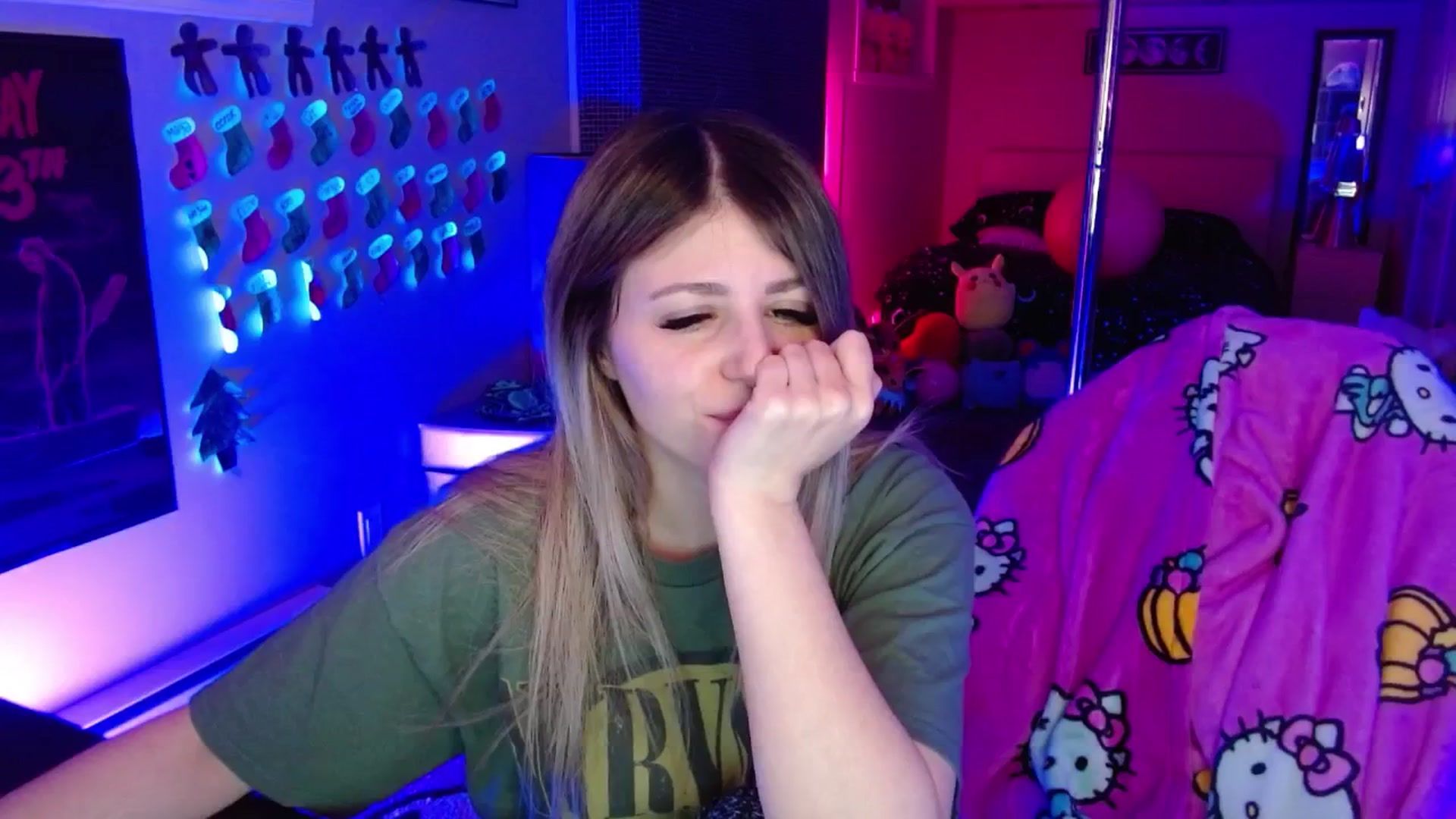 Gallery image thumbnail from Serafina's myfreecams stream on, 12/19/2025, 06:34 image 9 of 20