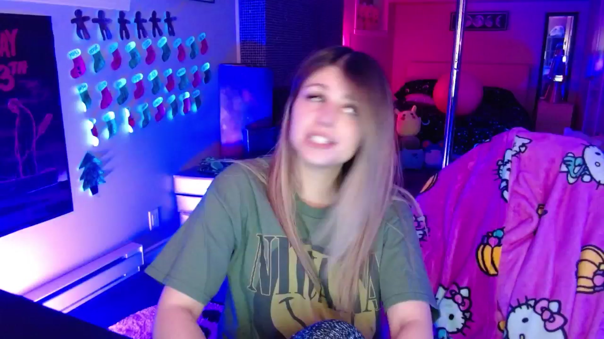 Gallery image thumbnail from Serafina's myfreecams stream on, 12/19/2025, 06:34 image 10 of 20