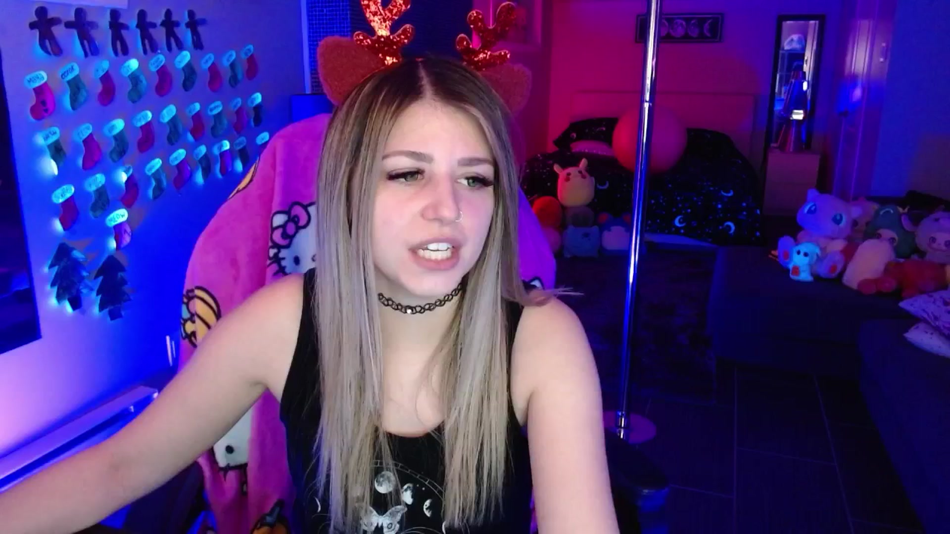 Gallery image thumbnail from Serafina's myfreecams stream on, 12/21/2025, 05:34 image 17 of 20