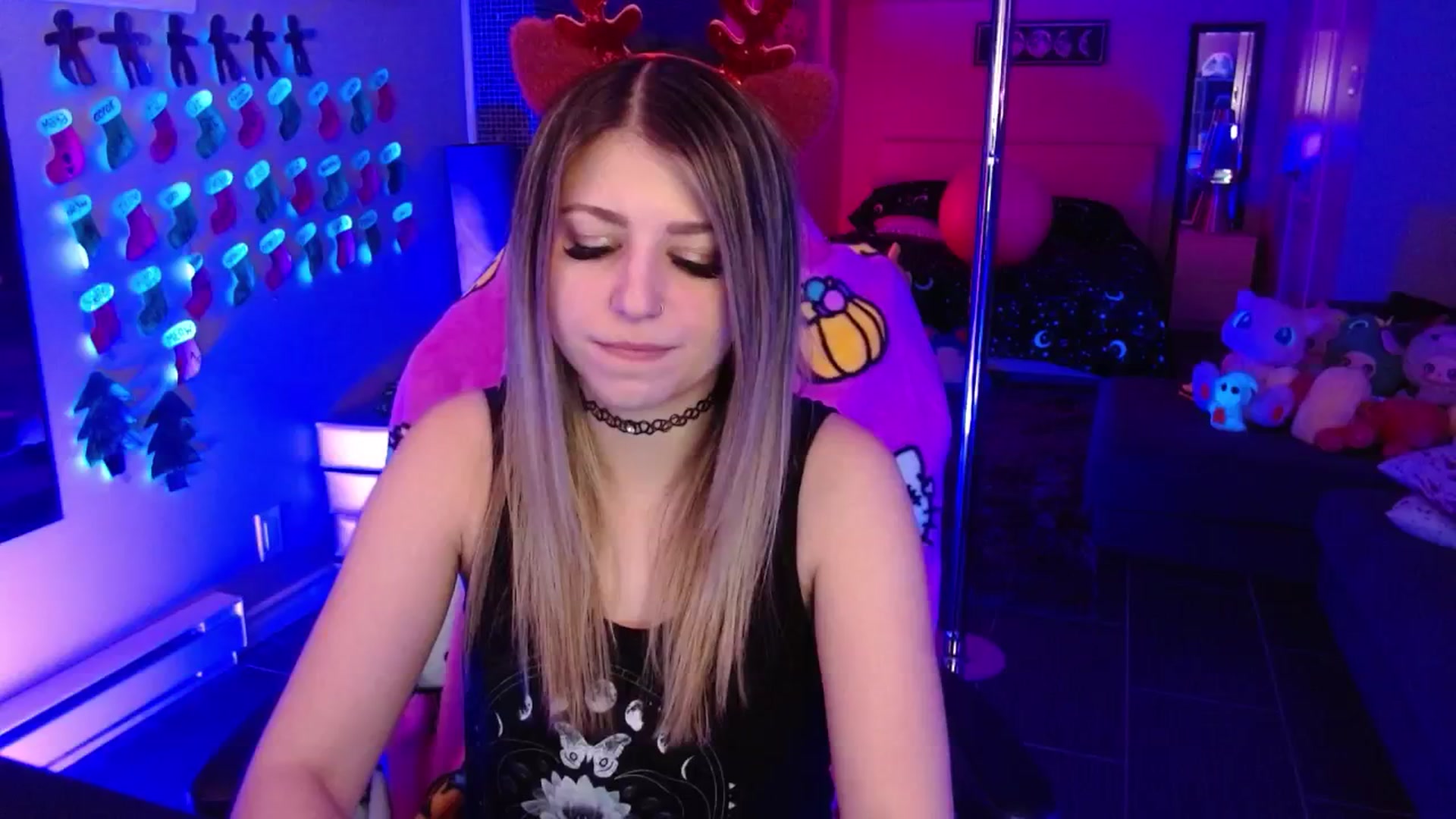 Gallery image thumbnail from Serafina's myfreecams stream on, 12/21/2025, 05:34 image 20 of 20