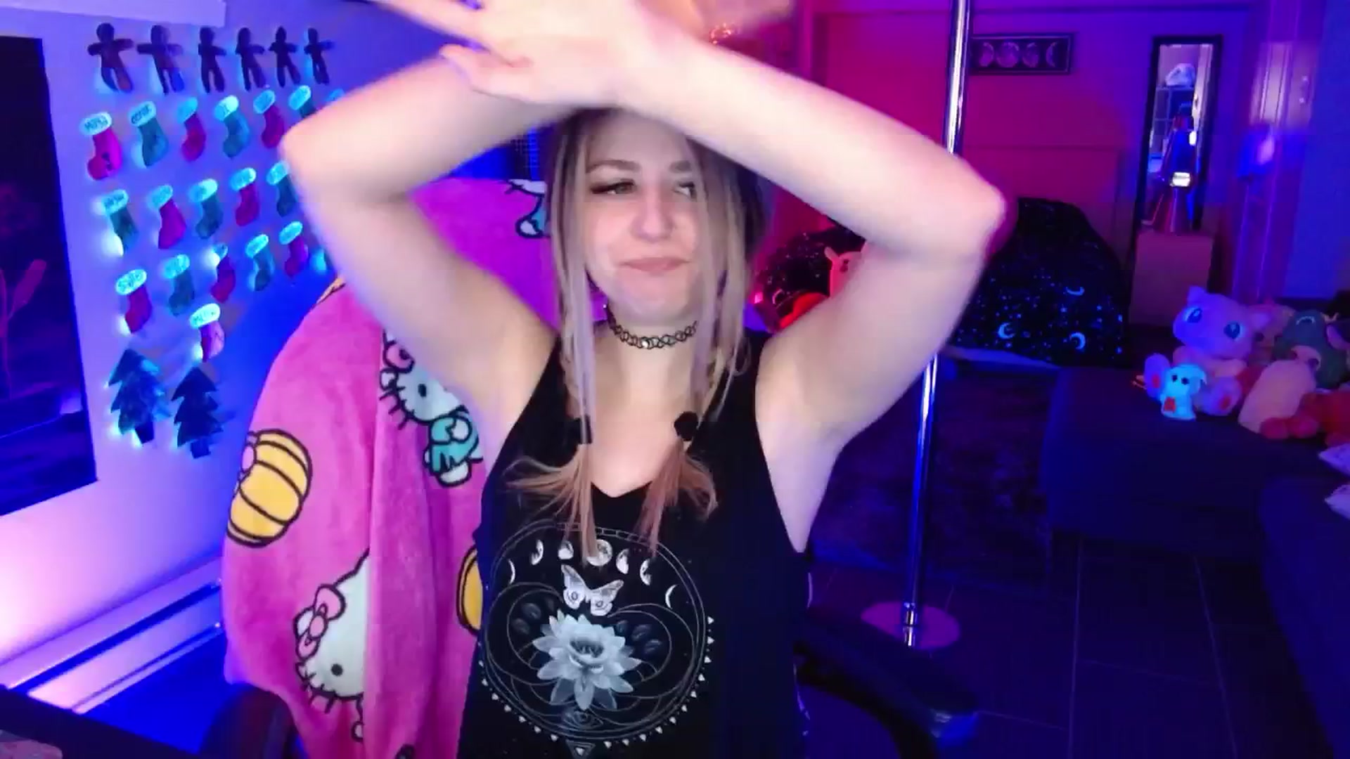 Gallery image thumbnail from Serafina's myfreecams stream on, 12/21/2025, 05:34 image 7 of 20
