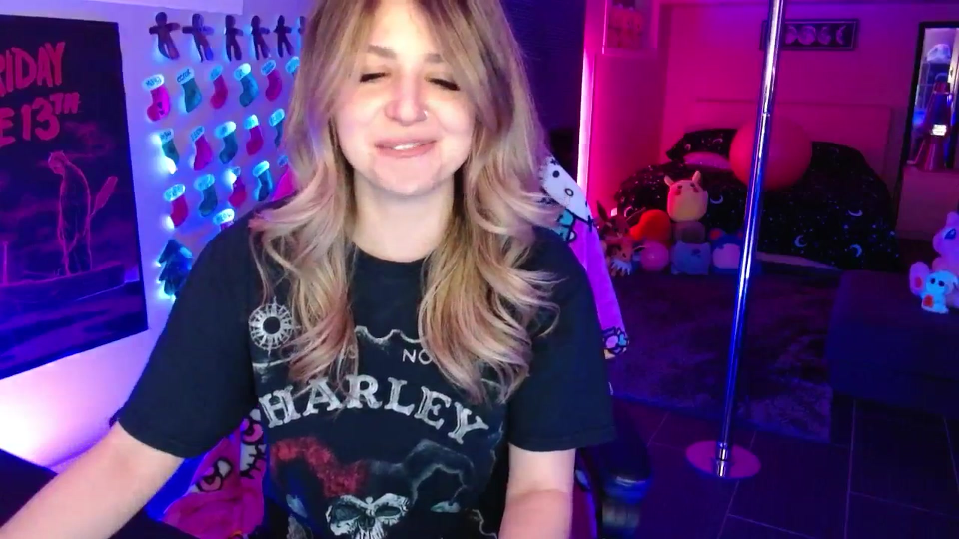 Gallery image thumbnail from Serafina's myfreecams stream on, 12/28/2025, 07:09 image 9 of 20