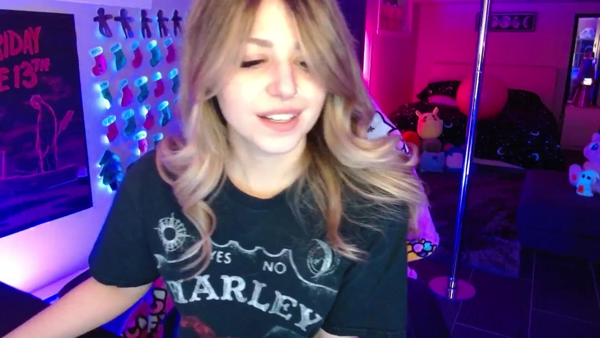 Gallery image thumbnail from Serafina's myfreecams stream on, 12/28/2025, 07:09 image 18 of 20