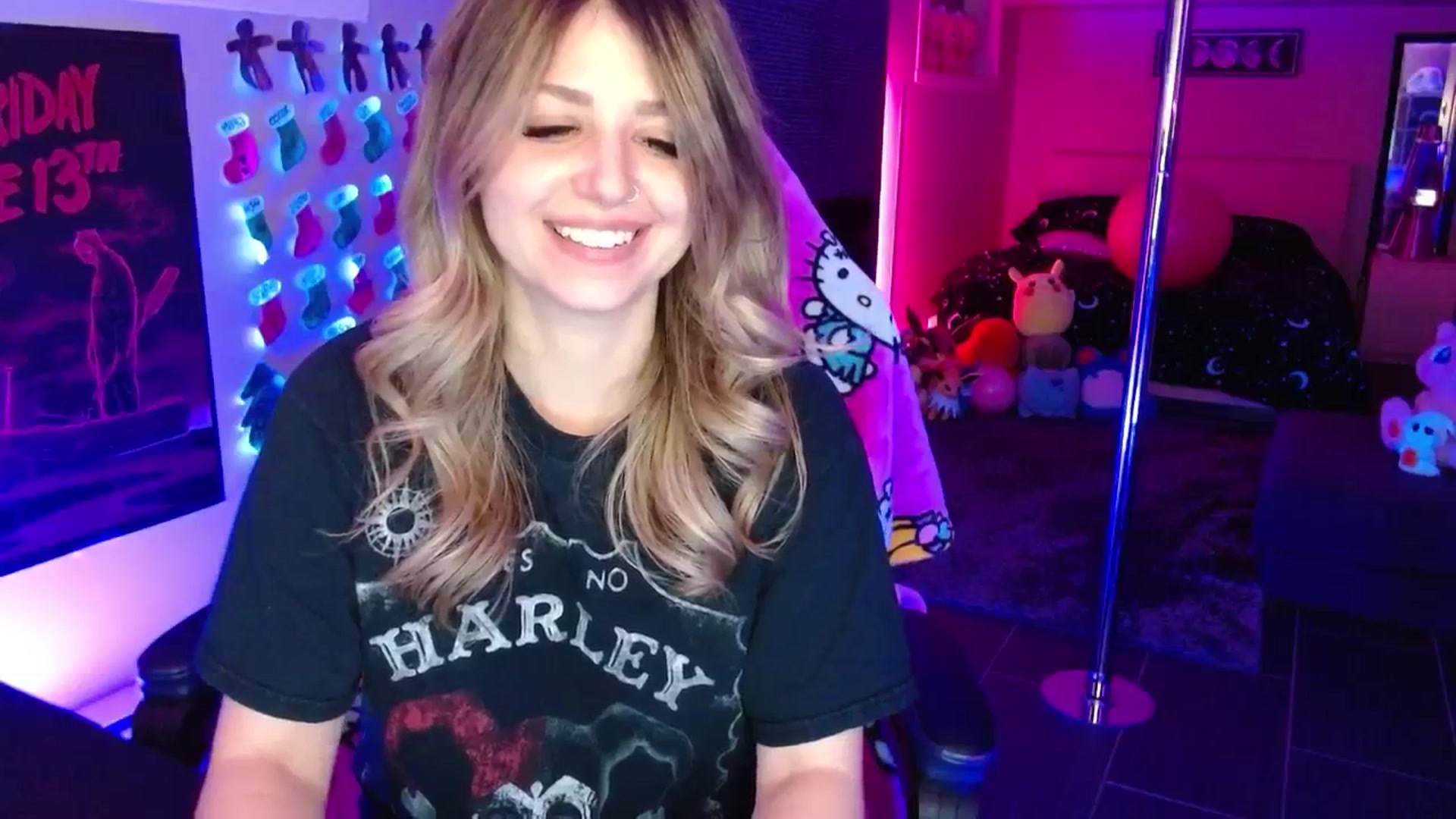 Gallery image thumbnail from Serafina's myfreecams stream on, 12/28/2025, 07:09 image 13 of 20