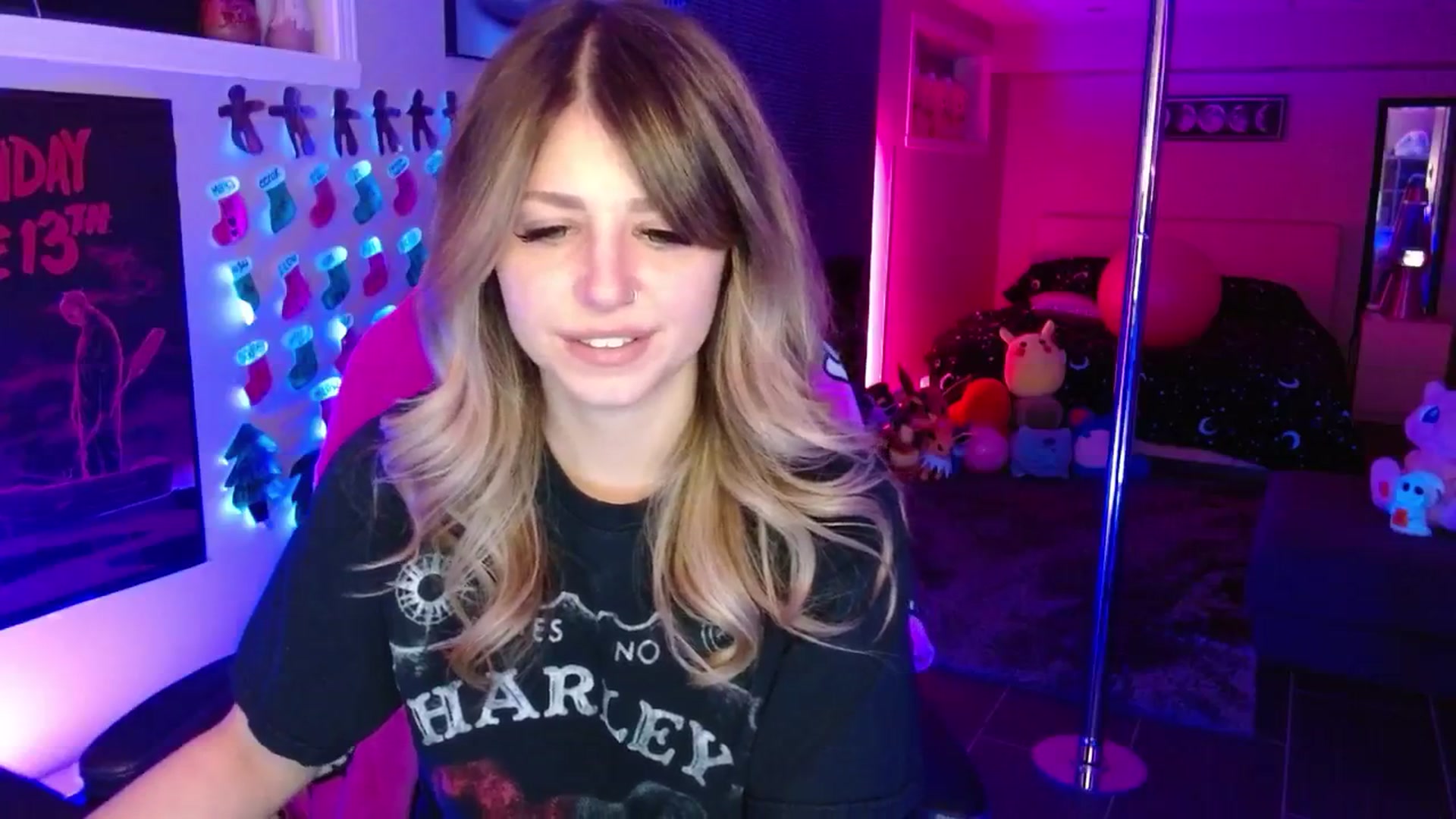 Gallery image thumbnail from Serafina's myfreecams stream on, 12/28/2025, 07:09 image 3 of 20