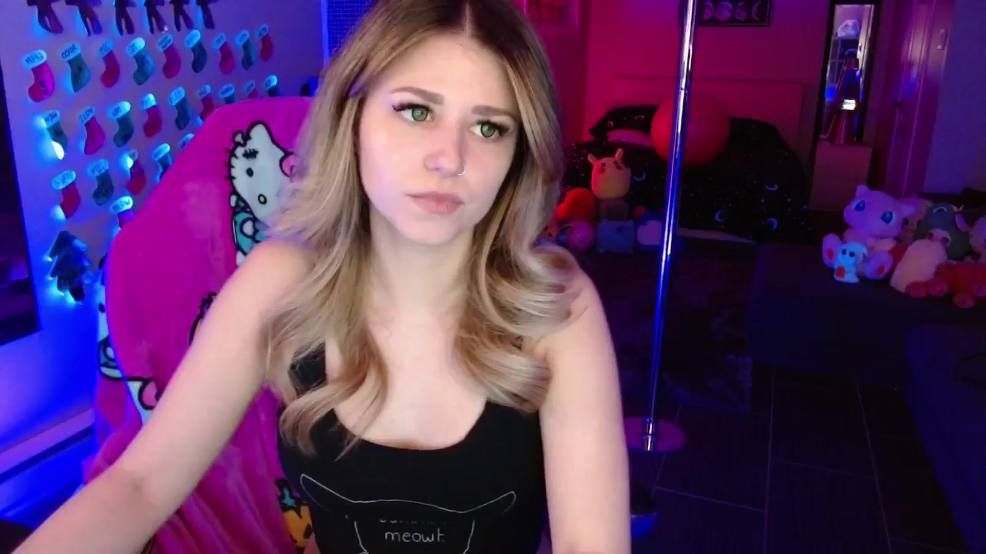 Gallery image thumbnail from Serafina's myfreecams stream on, 12/29/2025, 04:59 image 8 of 20