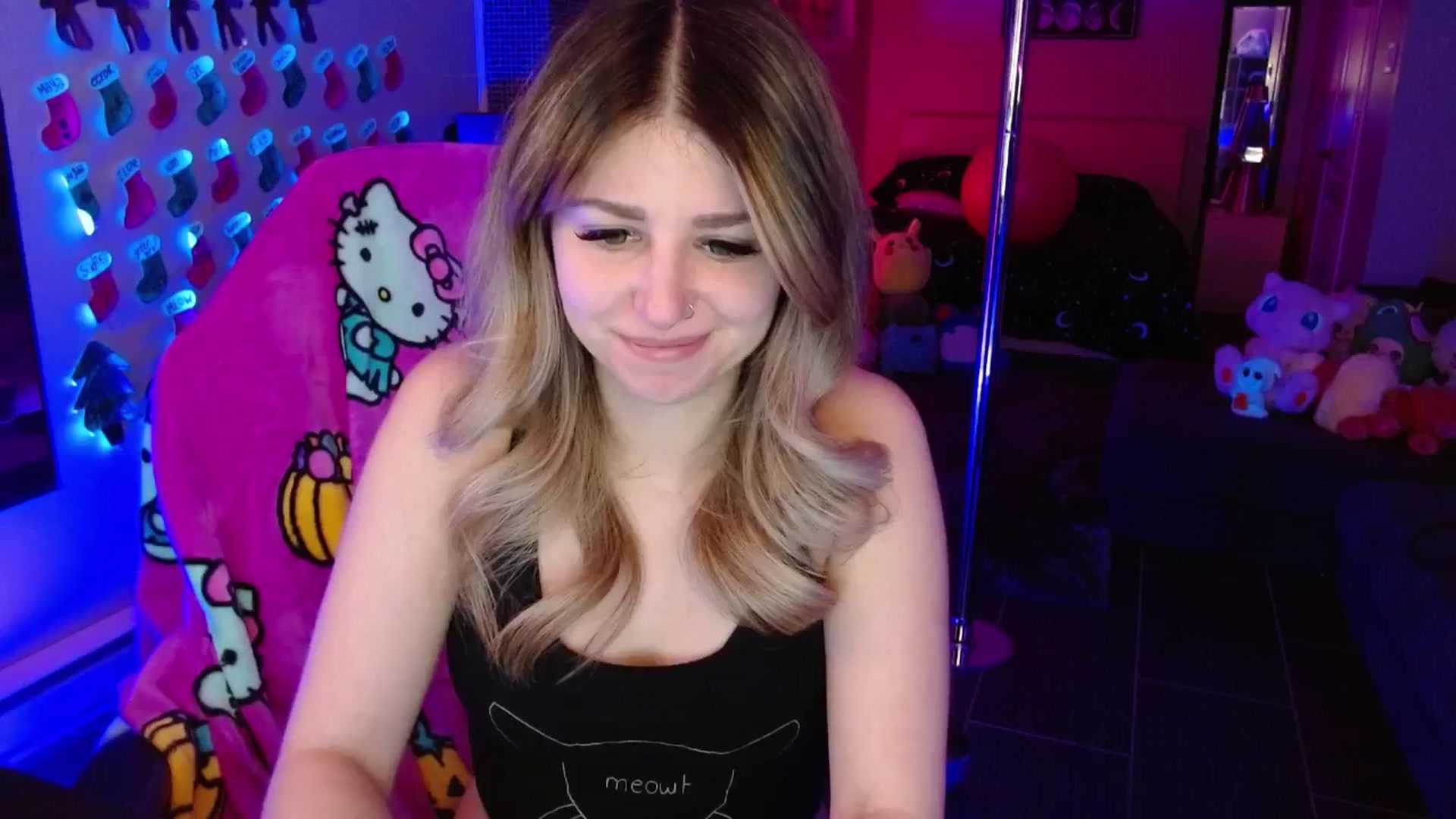 Gallery image thumbnail from Serafina's myfreecams stream on, 12/29/2025, 04:59 image 9 of 20