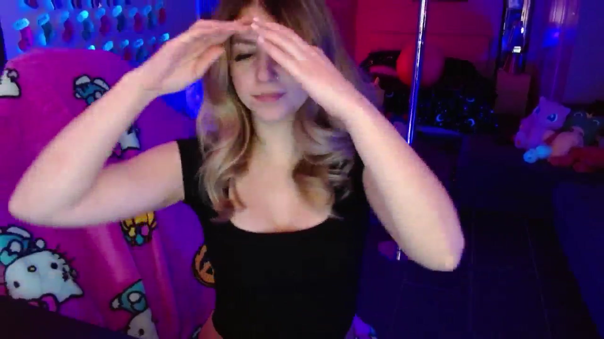 Gallery image thumbnail from Serafina's myfreecams stream on, 01/07/2026, 03:43 image 5 of 20