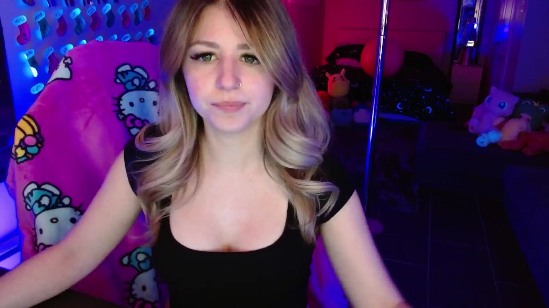 Gallery image thumbnail from Serafina's myfreecams stream on, 01/07/2026, 03:43 image 6 of 20
