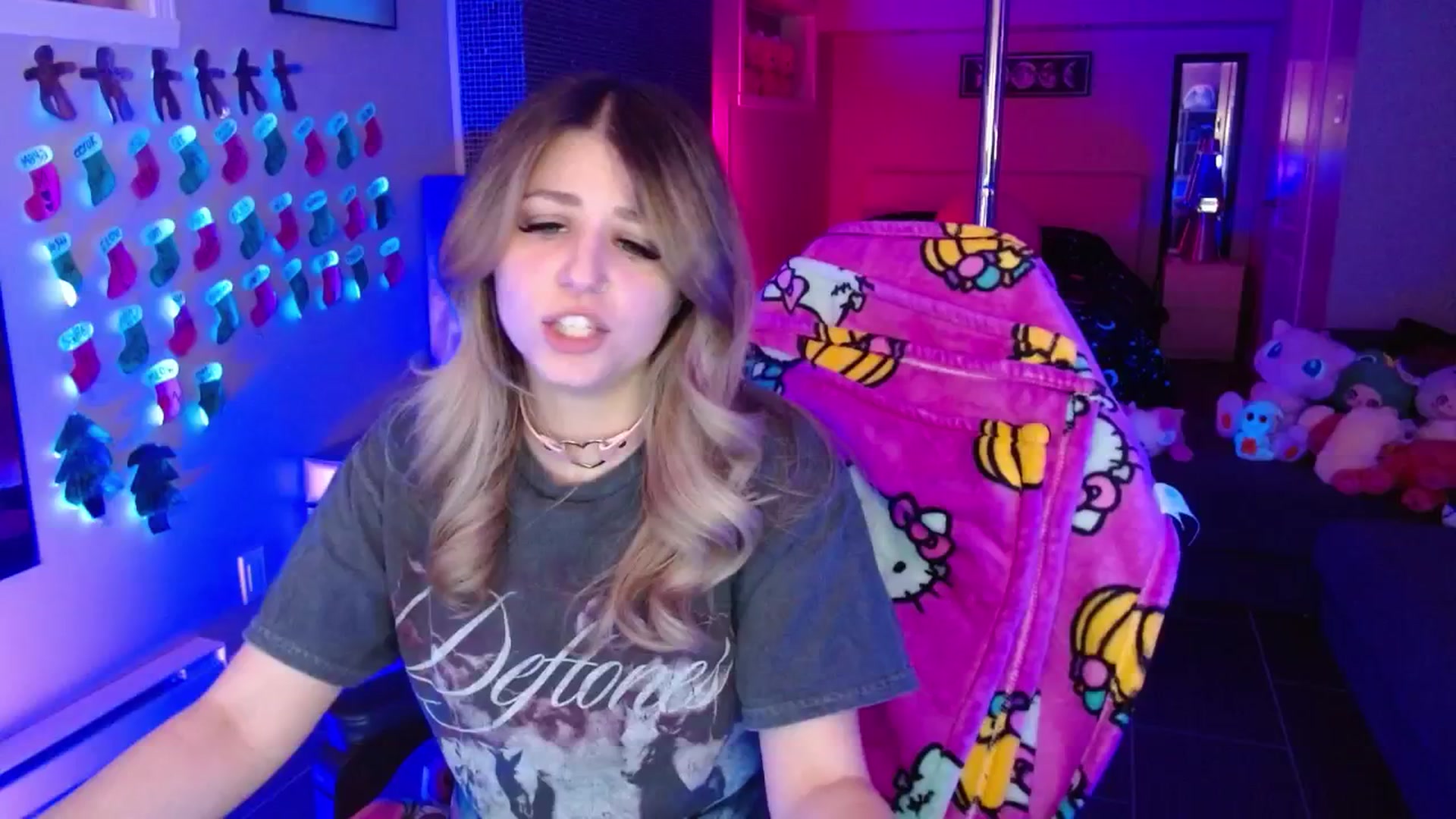 Gallery image thumbnail from Serafina's myfreecams stream on, 01/10/2026, 04:36 image 16 of 20