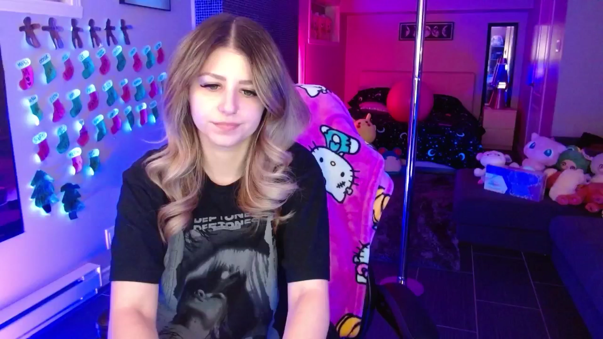 Gallery image thumbnail from Serafina's myfreecams stream on, 01/12/2026, 03:38 image 5 of 20