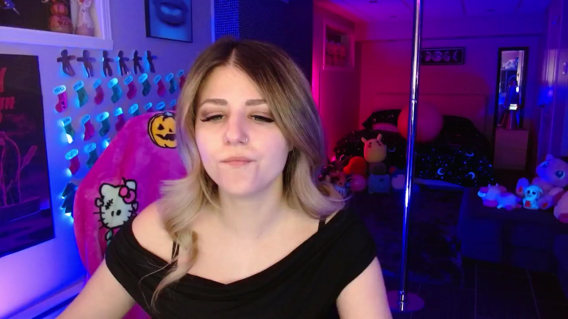 Gallery image thumbnail from Serafina's myfreecams stream on, 01/18/2026, 05:06 image 1 of 20
