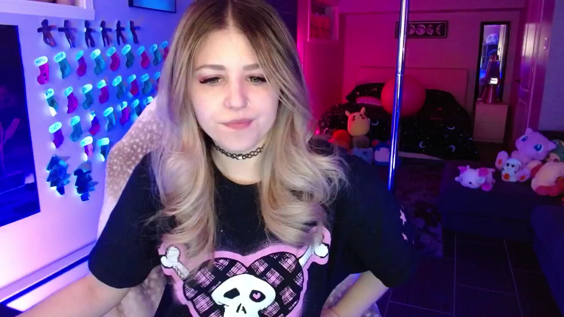 Gallery image thumbnail from Serafina's myfreecams stream on, 01/21/2026, 04:15 image 8 of 20