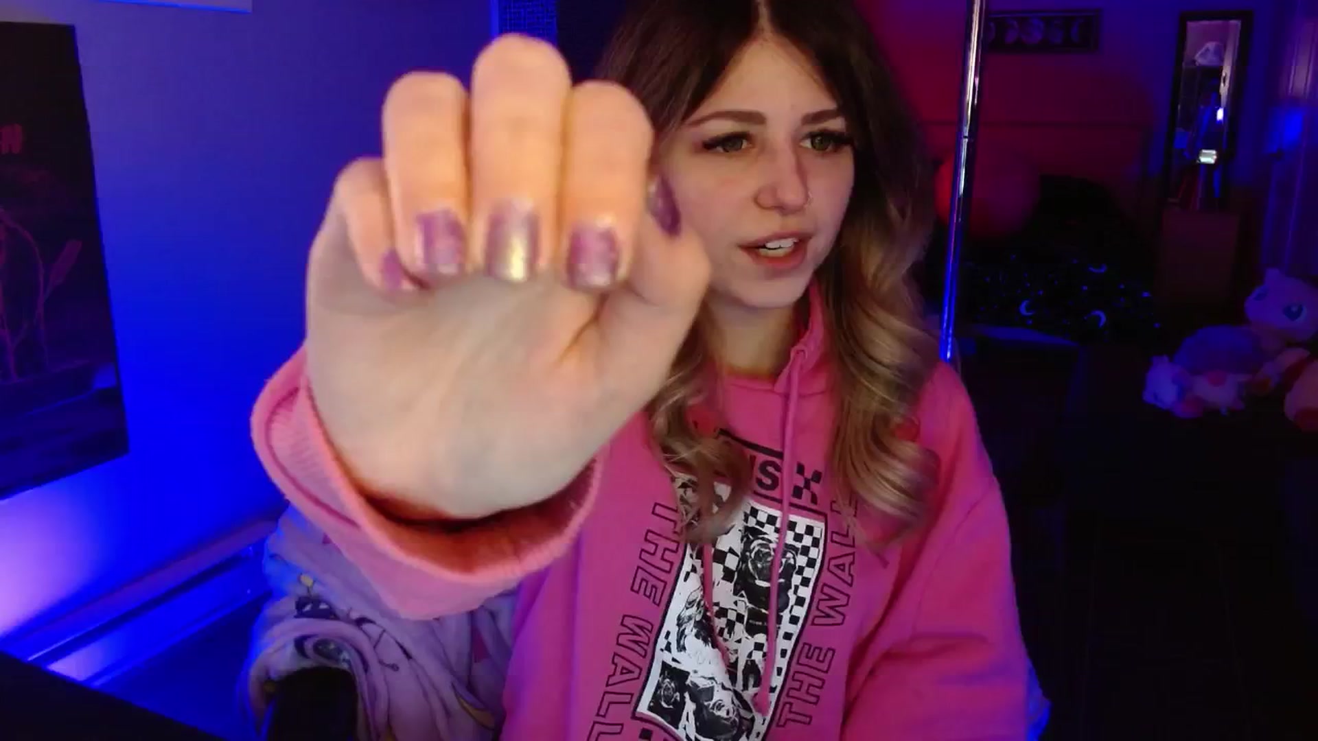 Gallery image thumbnail from Serafina's myfreecams stream on, 02/02/2026, 04:46 image 1 of 20