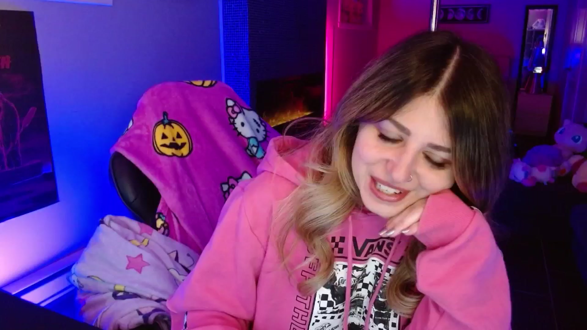 Gallery image thumbnail from Serafina's myfreecams stream on, 02/02/2026, 04:46 image 20 of 20