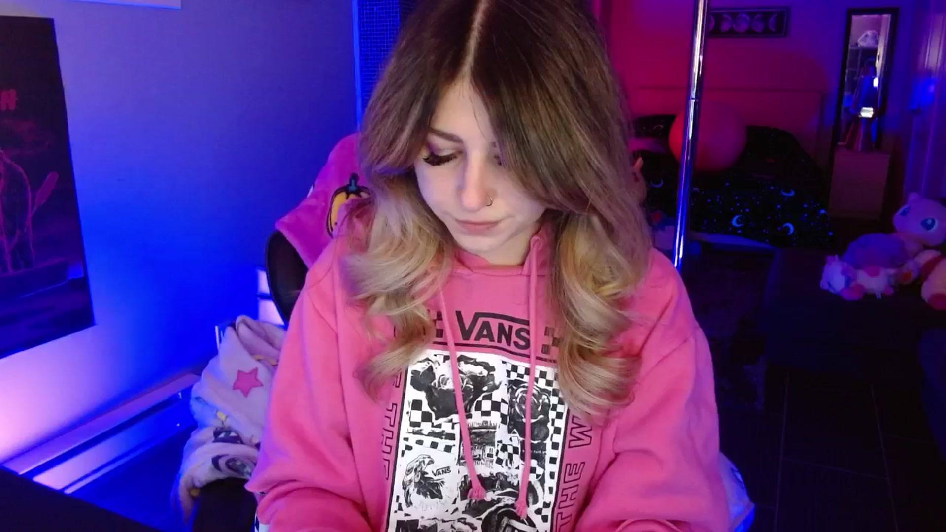 Gallery image thumbnail from Serafina's myfreecams stream on, 02/02/2026, 04:46 image 2 of 20