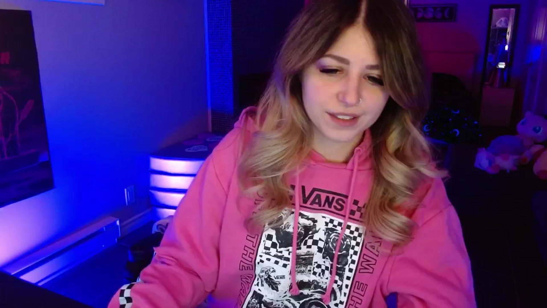 Gallery image thumbnail from Serafina's myfreecams stream on, 02/02/2026, 04:46 image 9 of 20