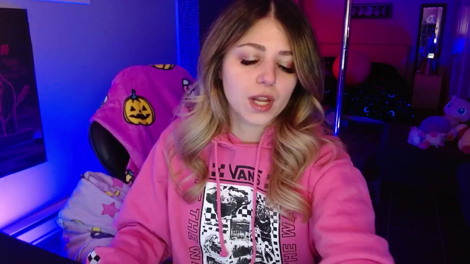 Gallery image thumbnail from Serafina's myfreecams stream on, 02/02/2026, 04:46 image 19 of 20