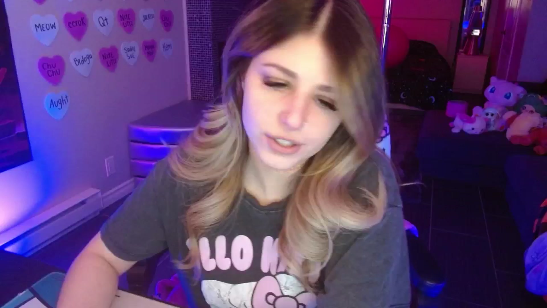 Gallery image thumbnail from Serafina's myfreecams stream on, 02/07/2026, 05:08 image 1 of 20