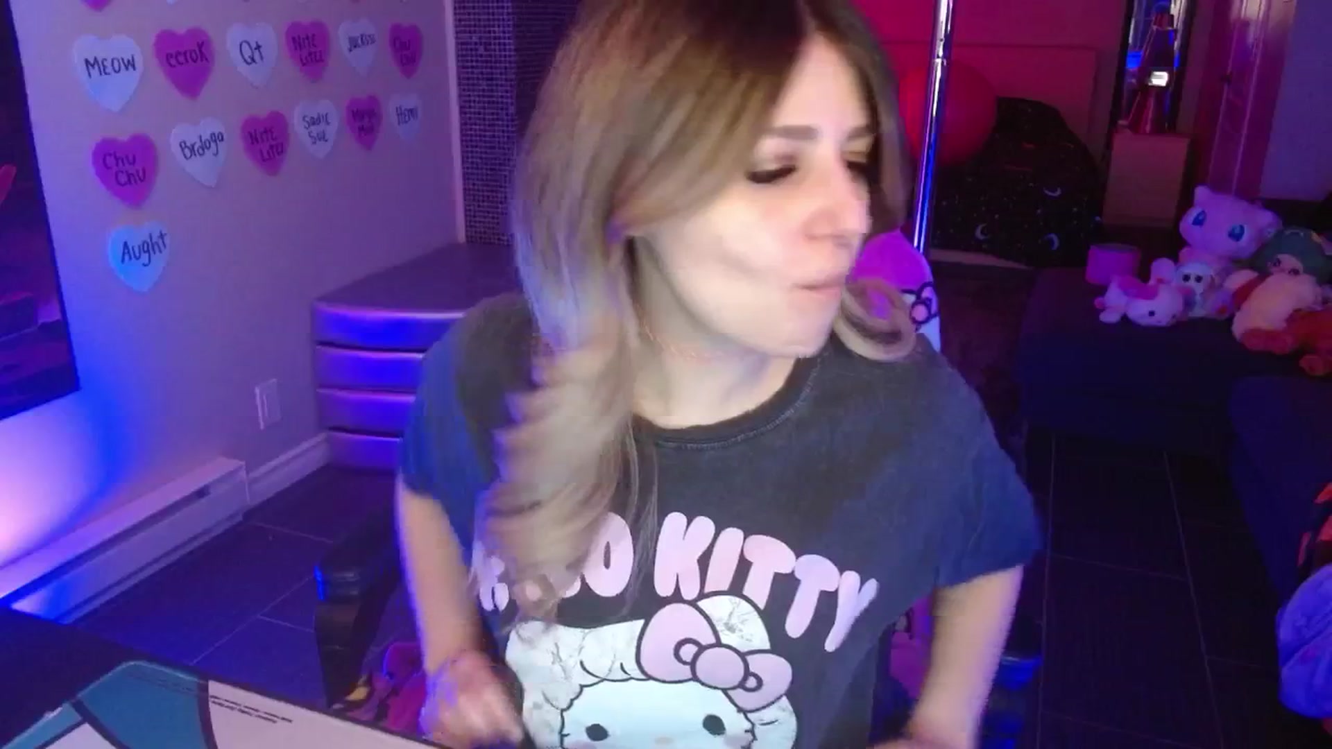 Gallery image thumbnail from Serafina's myfreecams stream on, 02/07/2026, 05:08 image 14 of 20