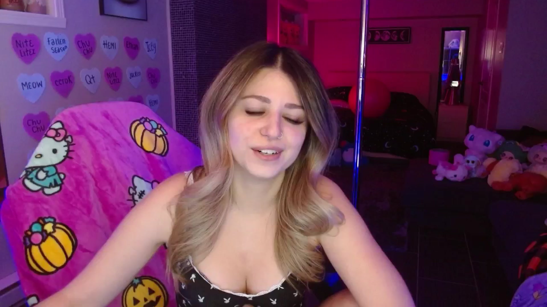 Gallery image thumbnail from Serafina's myfreecams stream on, 02/08/2026, 04:56 image 7 of 20