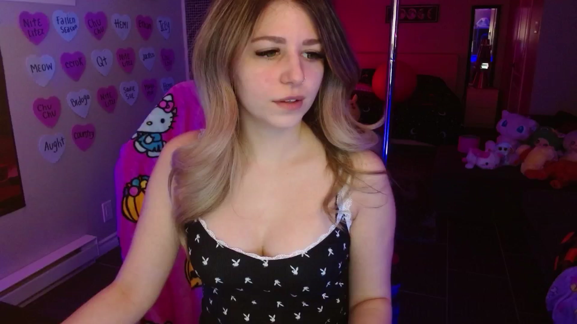 Gallery image thumbnail from Serafina's myfreecams stream on, 02/08/2026, 04:56 image 20 of 20
