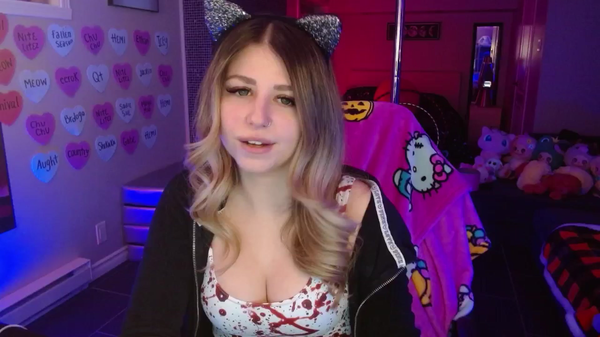 Gallery image thumbnail from Serafina's myfreecams stream on, 02/13/2026, 04:42 image 6 of 20