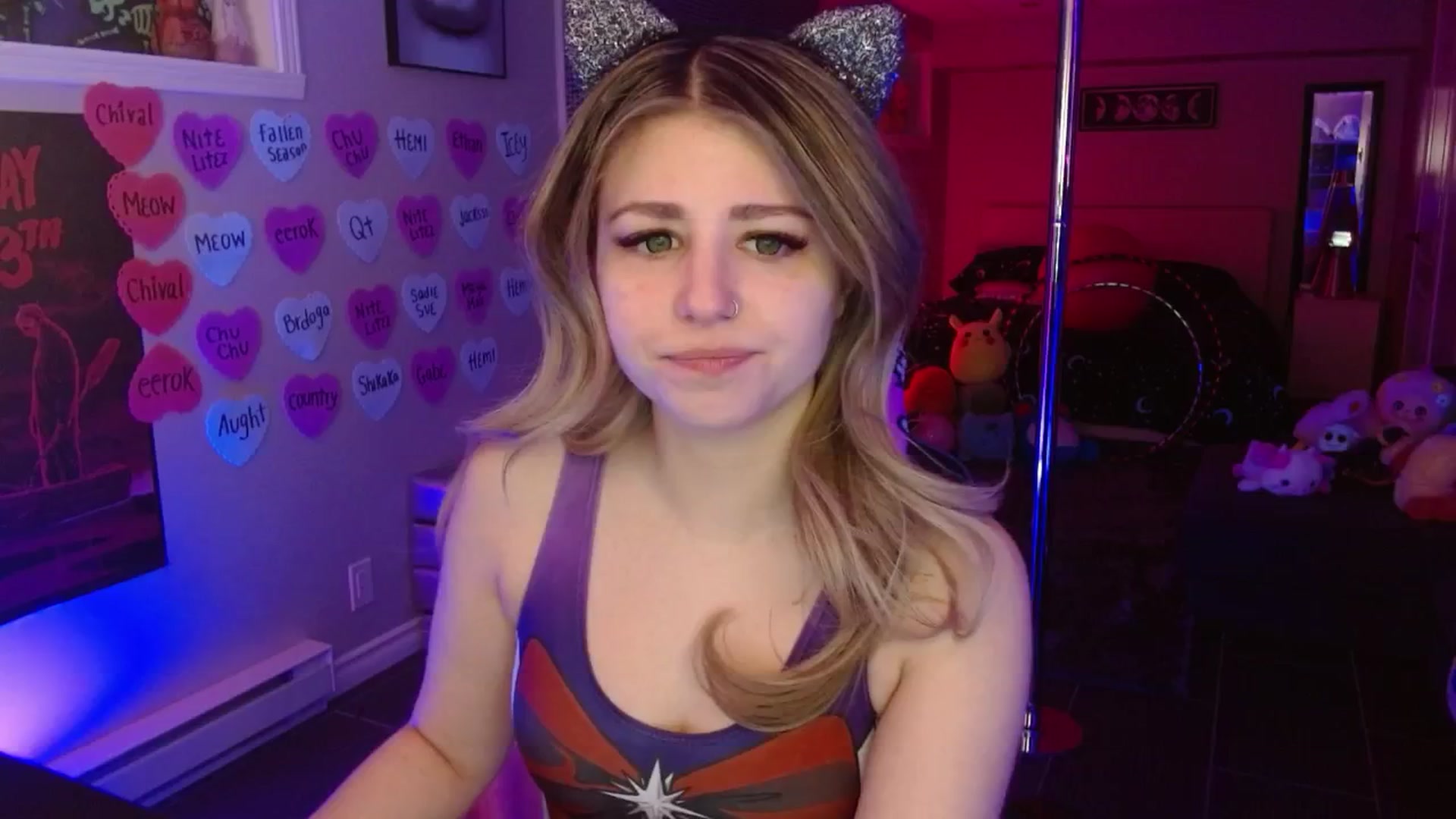 Gallery image thumbnail from Serafina's myfreecams stream on, 02/16/2026, 04:15 image 19 of 20